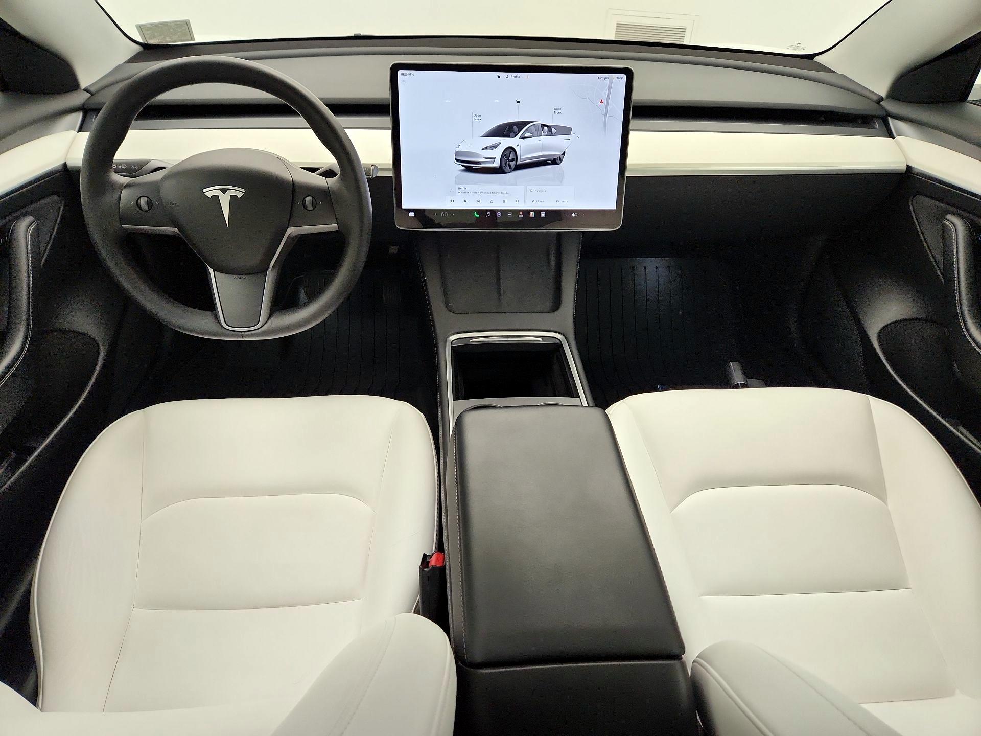 Thumbnail: 2022 Tesla Model 3 - 9