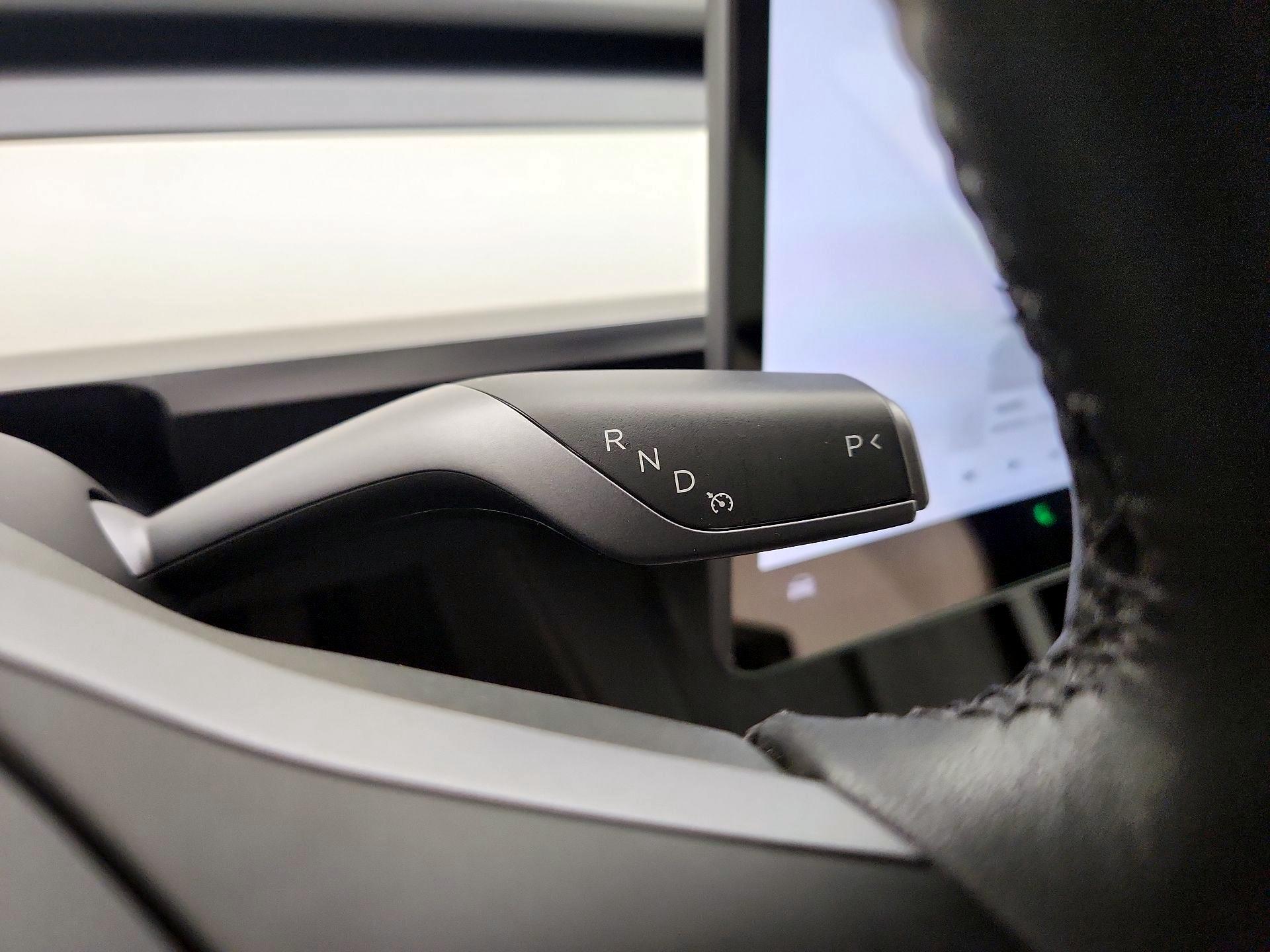 Thumbnail: 2022 Tesla Model 3 - 17