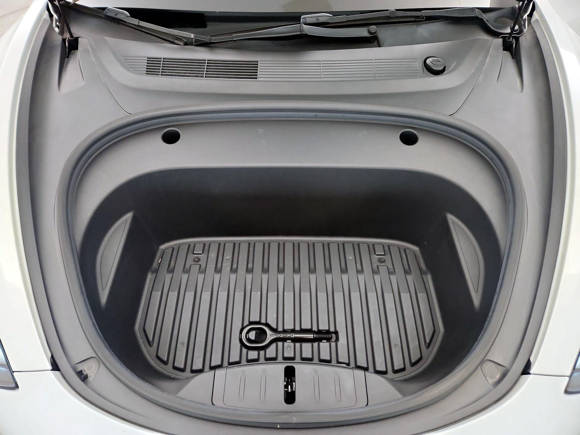 Thumbnail: 2022 Tesla Model 3 - 19