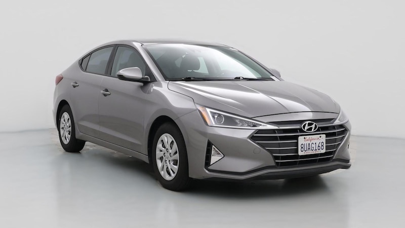 2020 Hyundai Elantra SE Hero Image