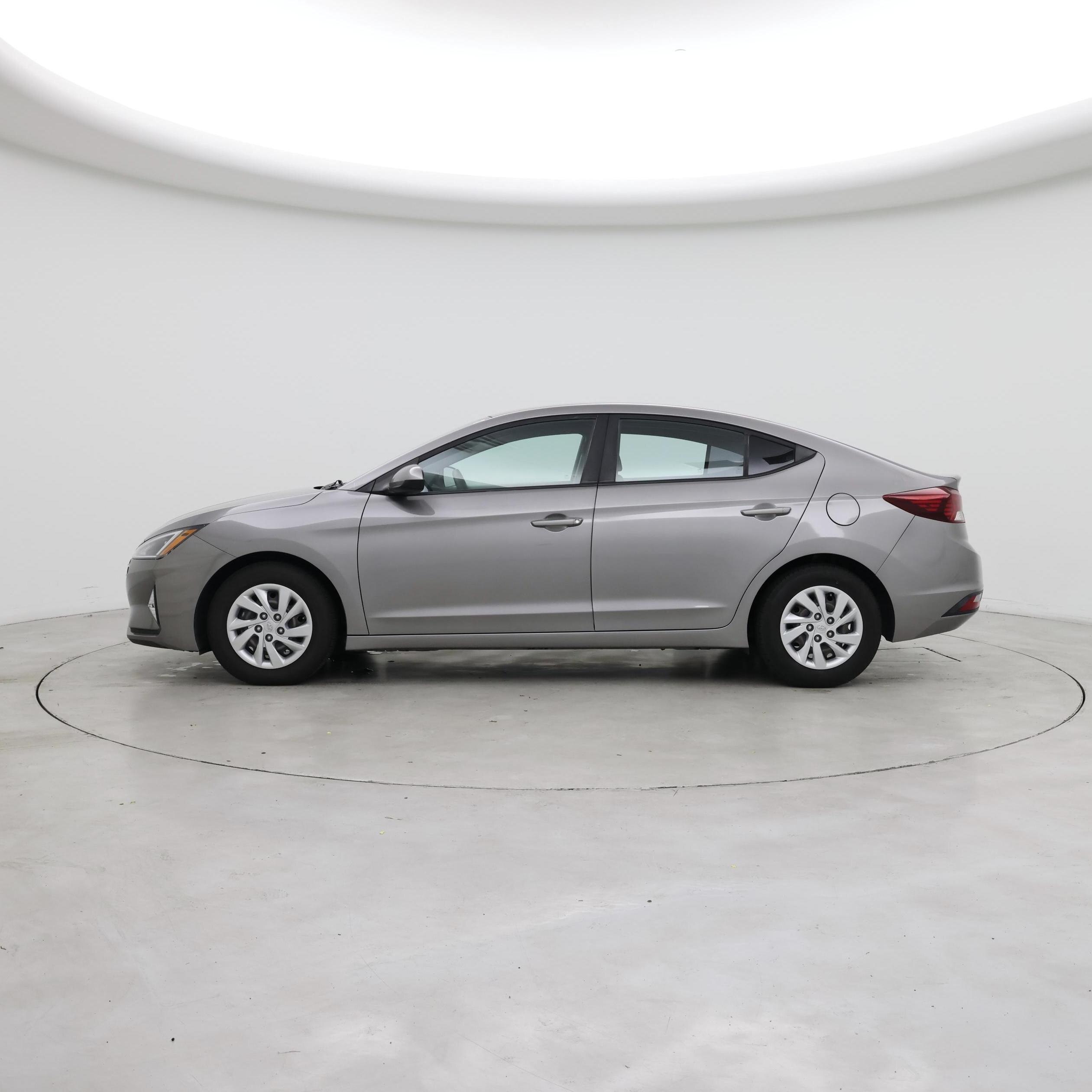 Thumbnail: 2020 Hyundai Elantra - 3