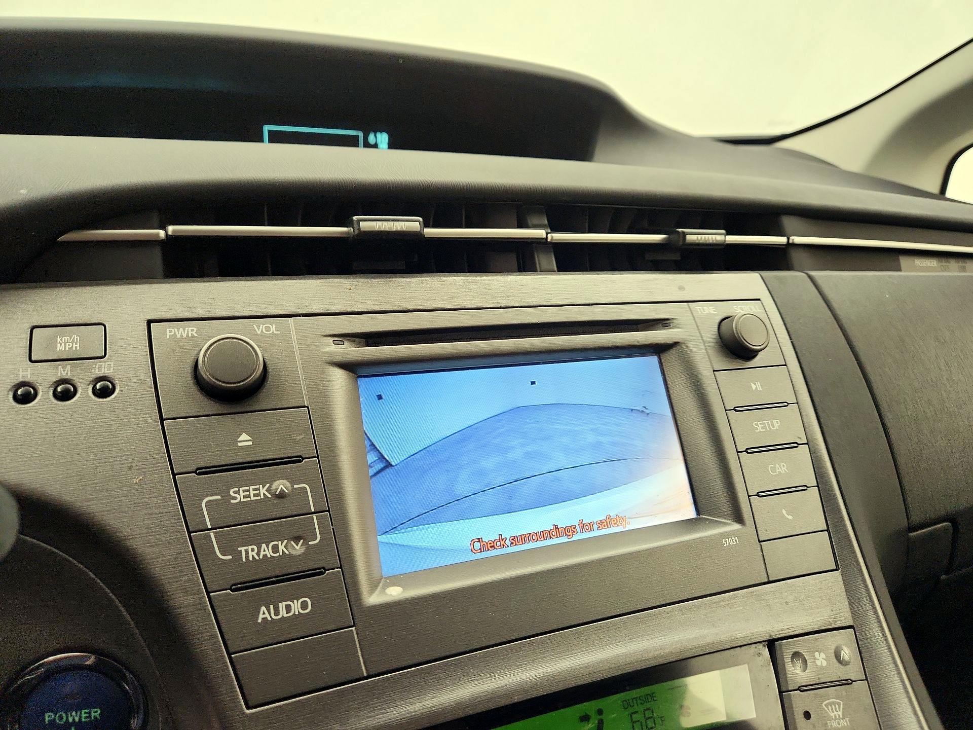 Thumbnail: 2015 Toyota Prius - 14