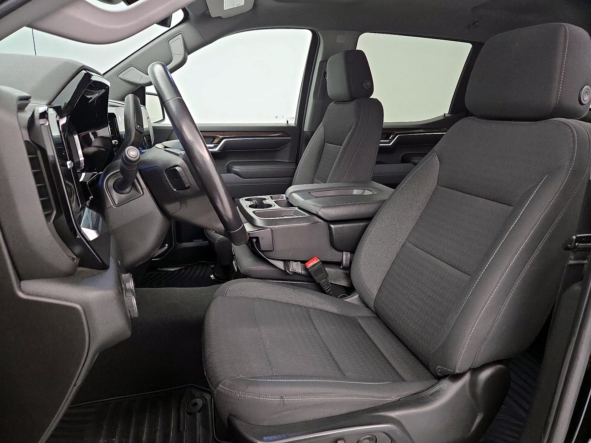 Thumbnail: 2022 Chevrolet Silverado 1500 - 11