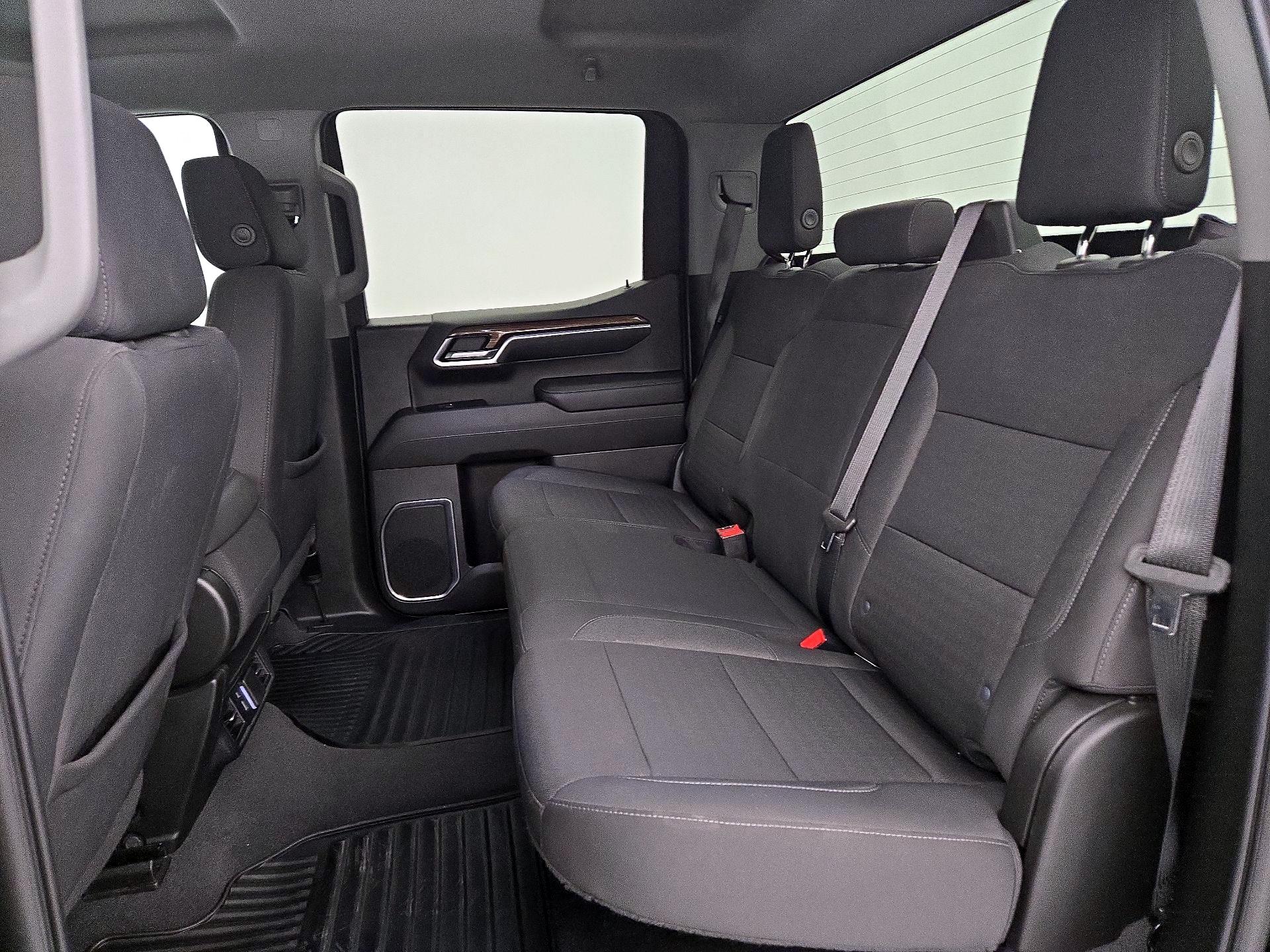 Thumbnail: 2022 Chevrolet Silverado 1500 - 19