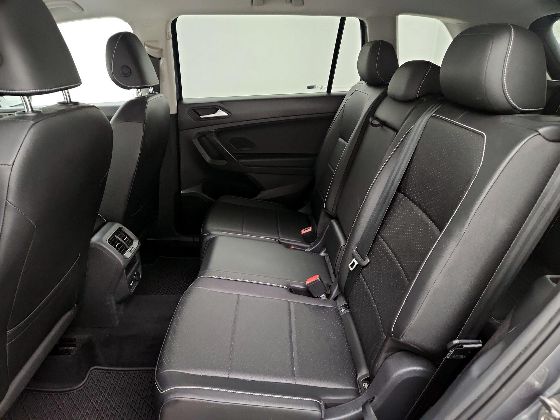 Thumbnail: 2021 Volkswagen Tiguan - 19