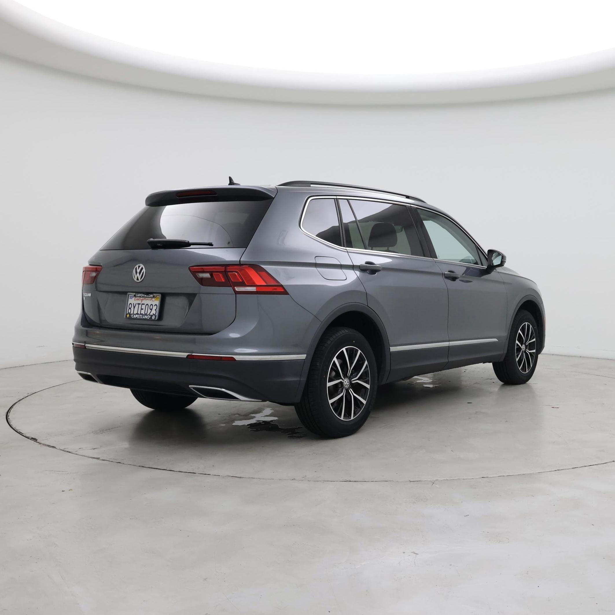 Thumbnail: 2021 Volkswagen Tiguan - 8