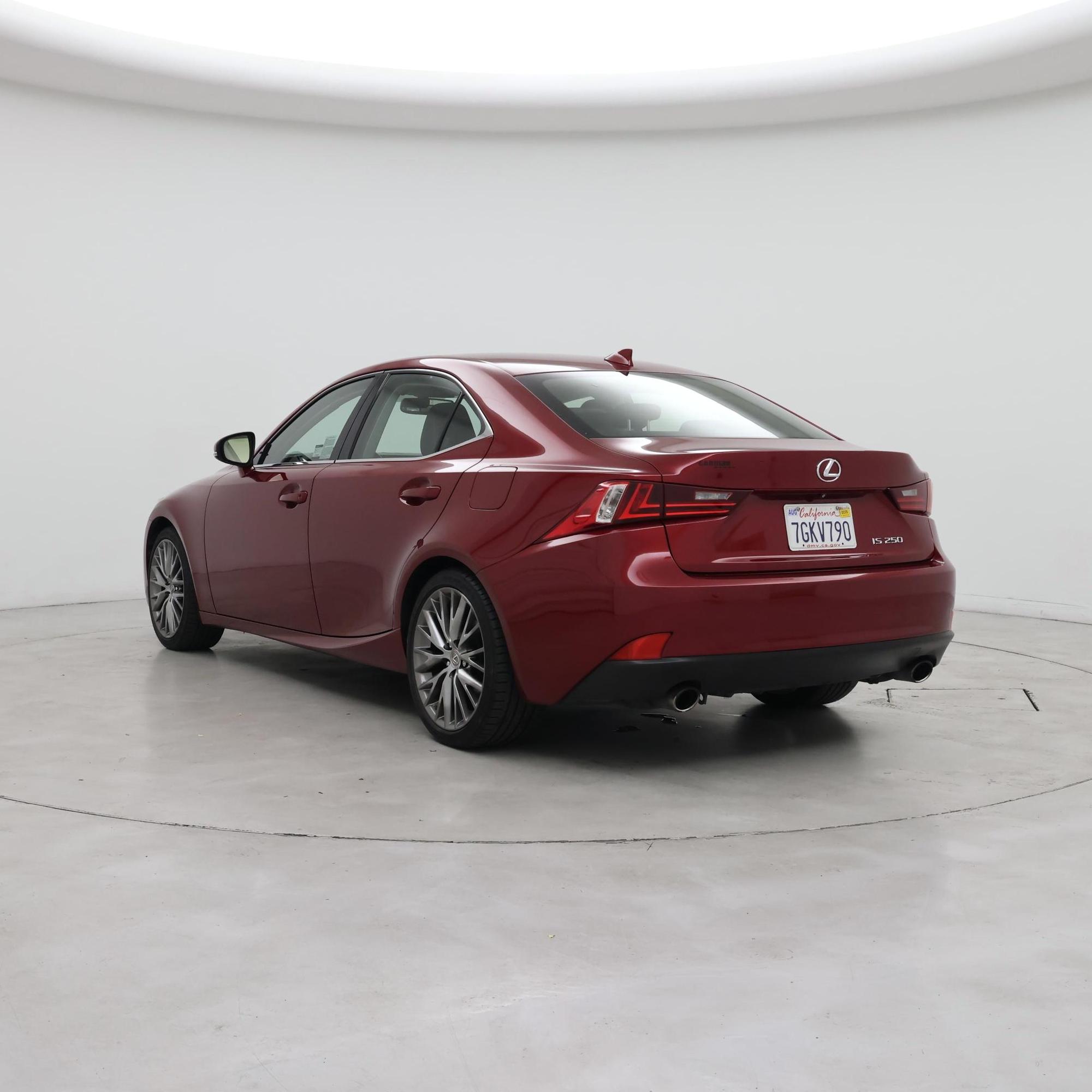 Thumbnail: 2015 Lexus IS - 2