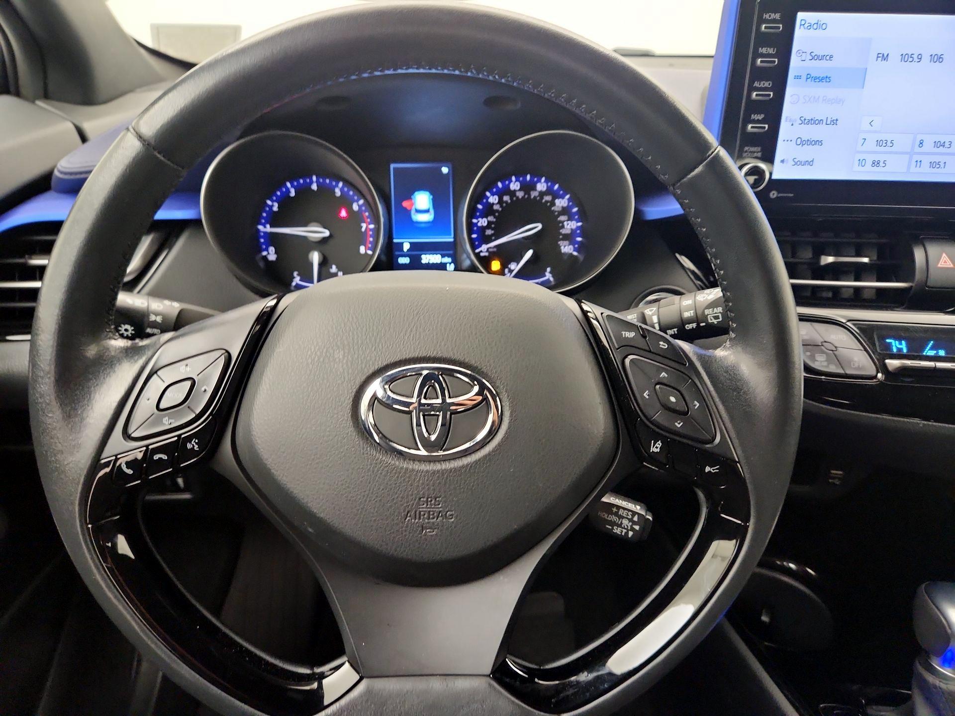 Thumbnail: 2022 Toyota C-HR - 10