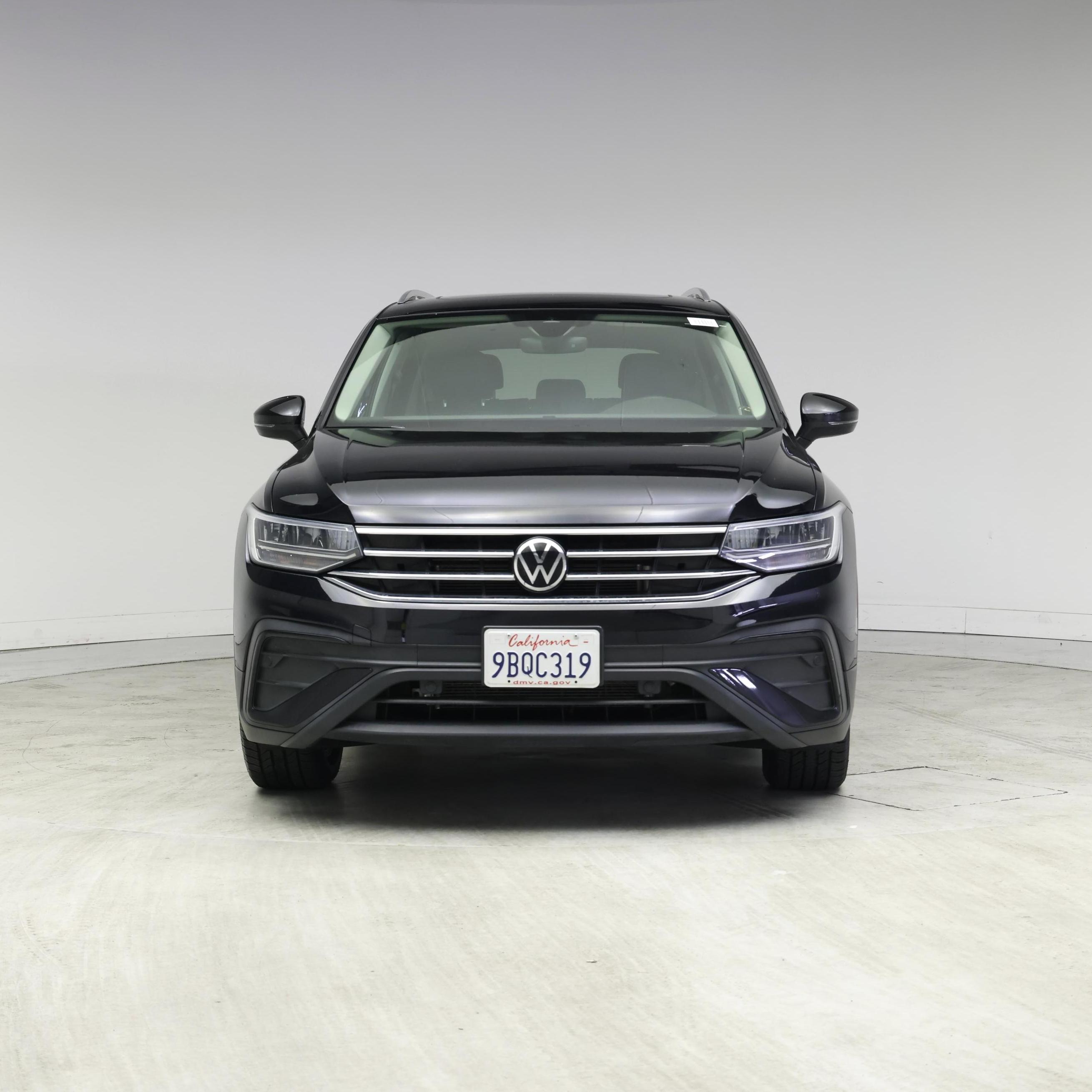 Thumbnail: 2022 Volkswagen Tiguan - 5