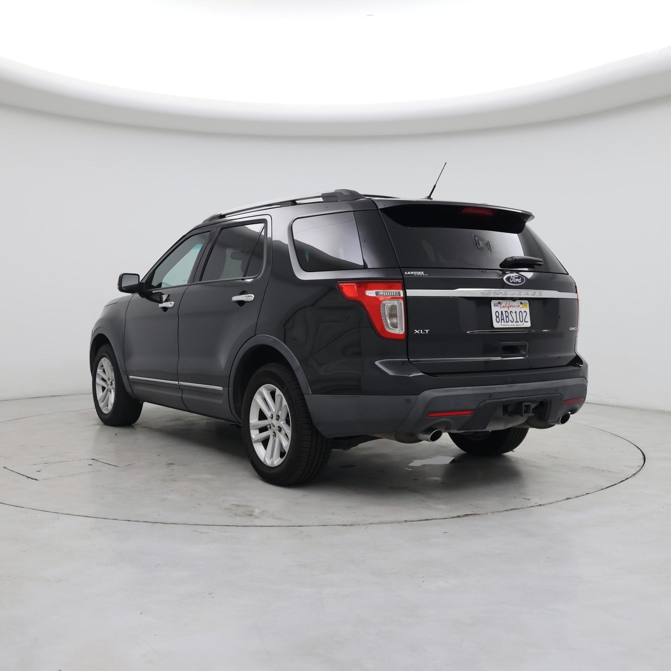 Thumbnail: 2015 Ford Explorer - 2