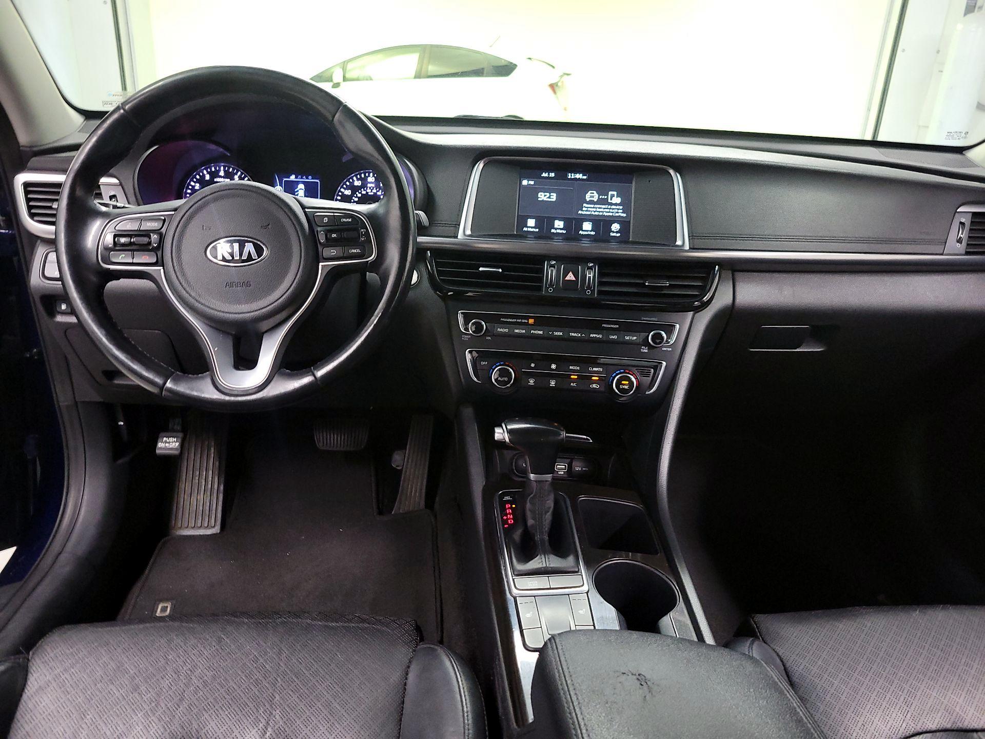 Thumbnail: 2018 Kia Optima - 9