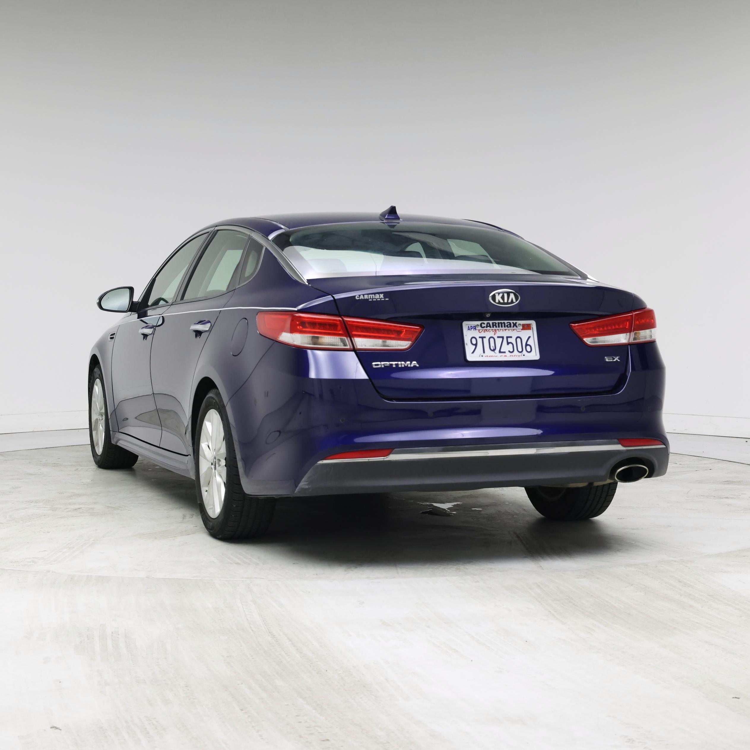 Thumbnail: 2018 Kia Optima - 2