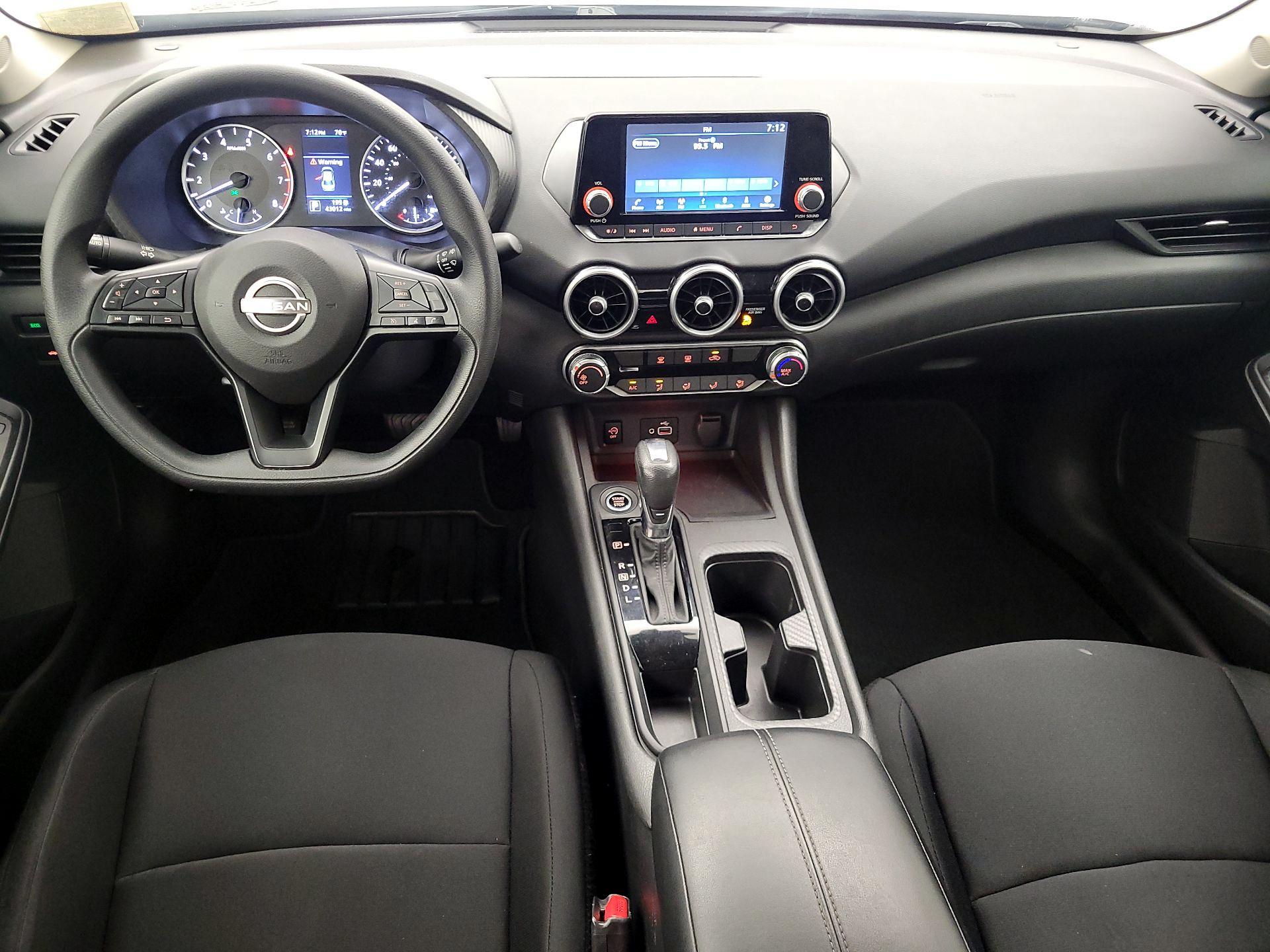 Thumbnail: 2024 Nissan Sentra - 9