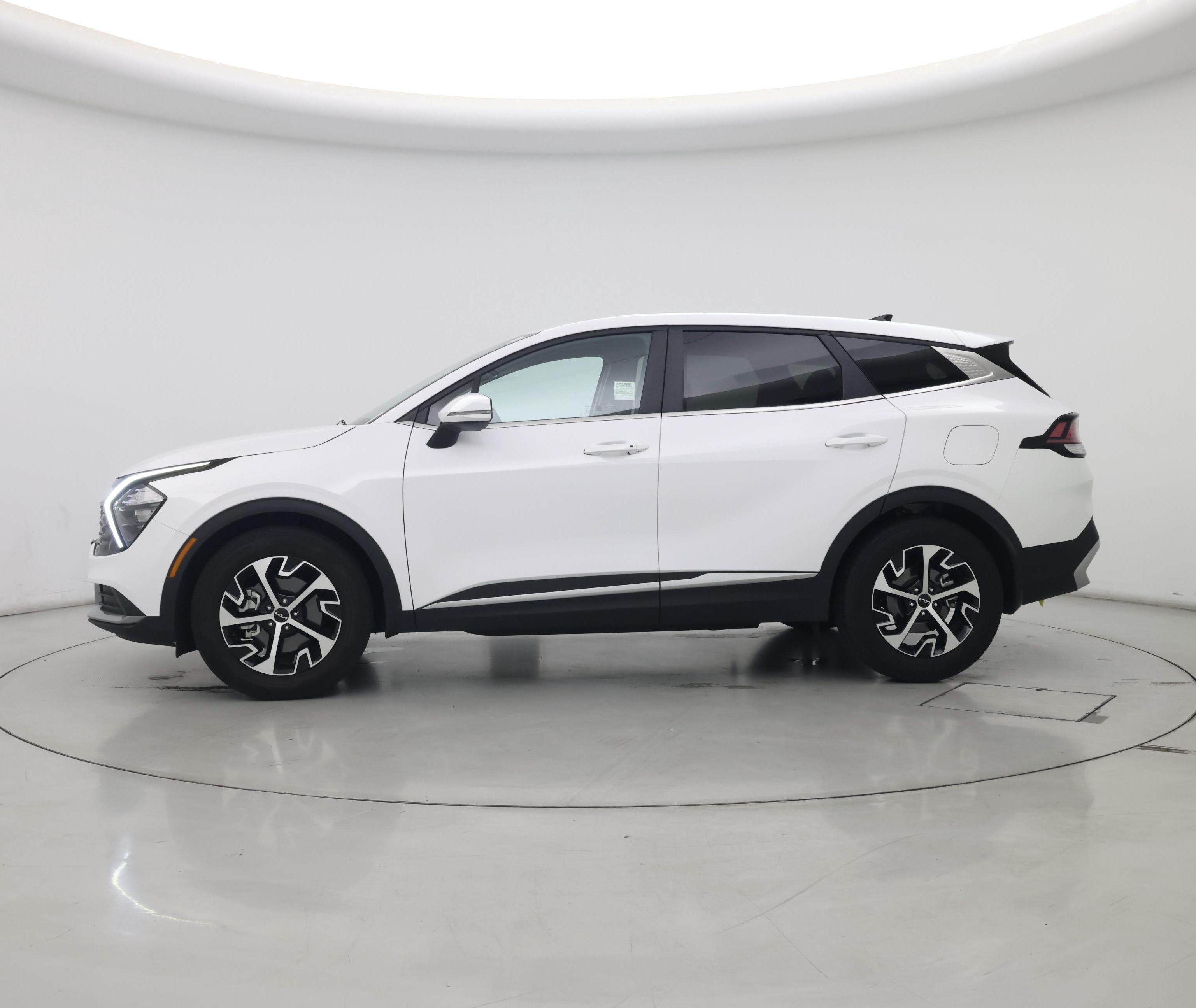 Thumbnail: 2023 Kia Sportage - 3