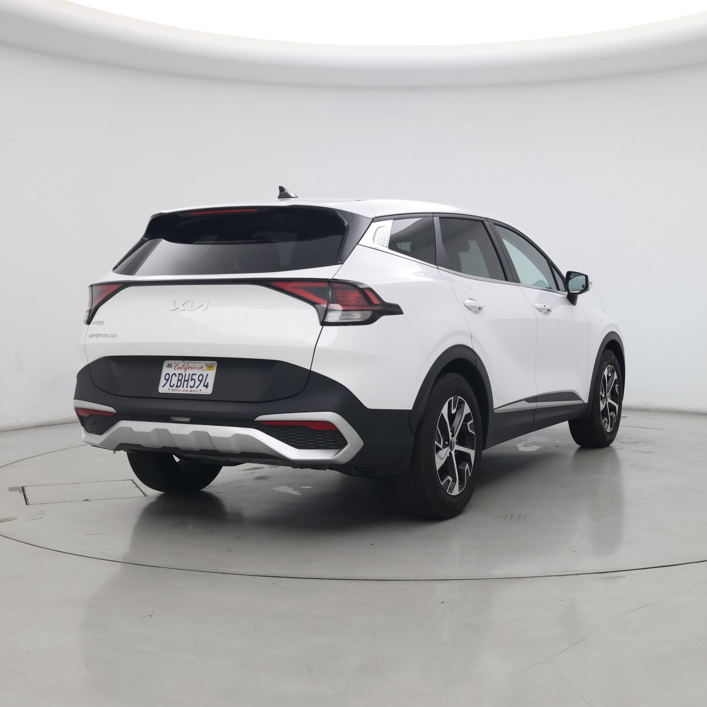 Thumbnail: 2023 Kia Sportage - 8