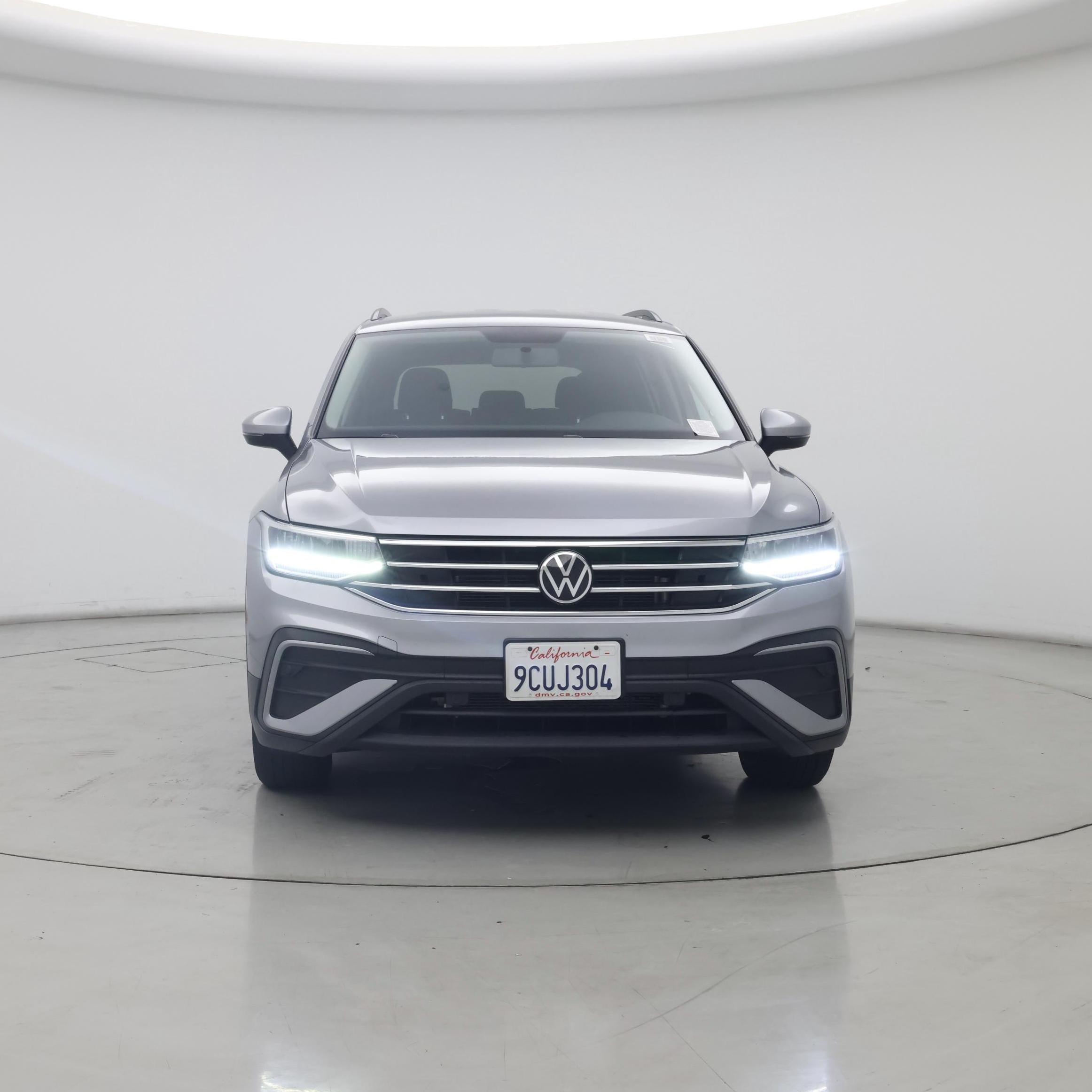 Thumbnail: 2022 Volkswagen Tiguan - 5