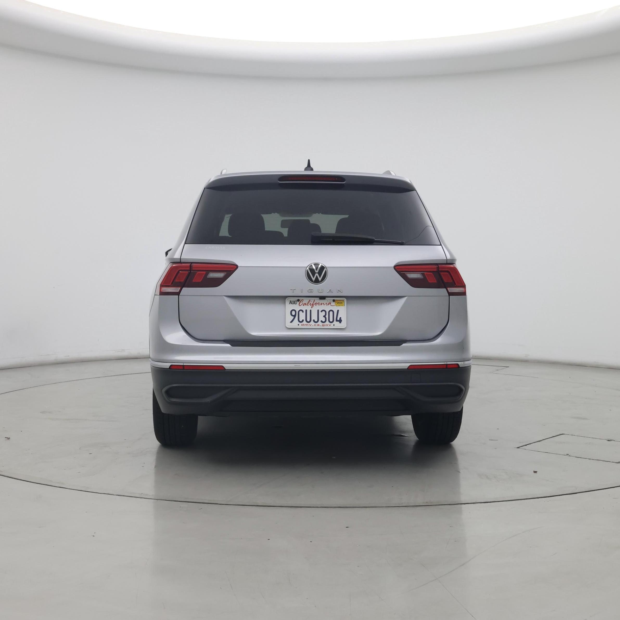 Thumbnail: 2022 Volkswagen Tiguan - 6