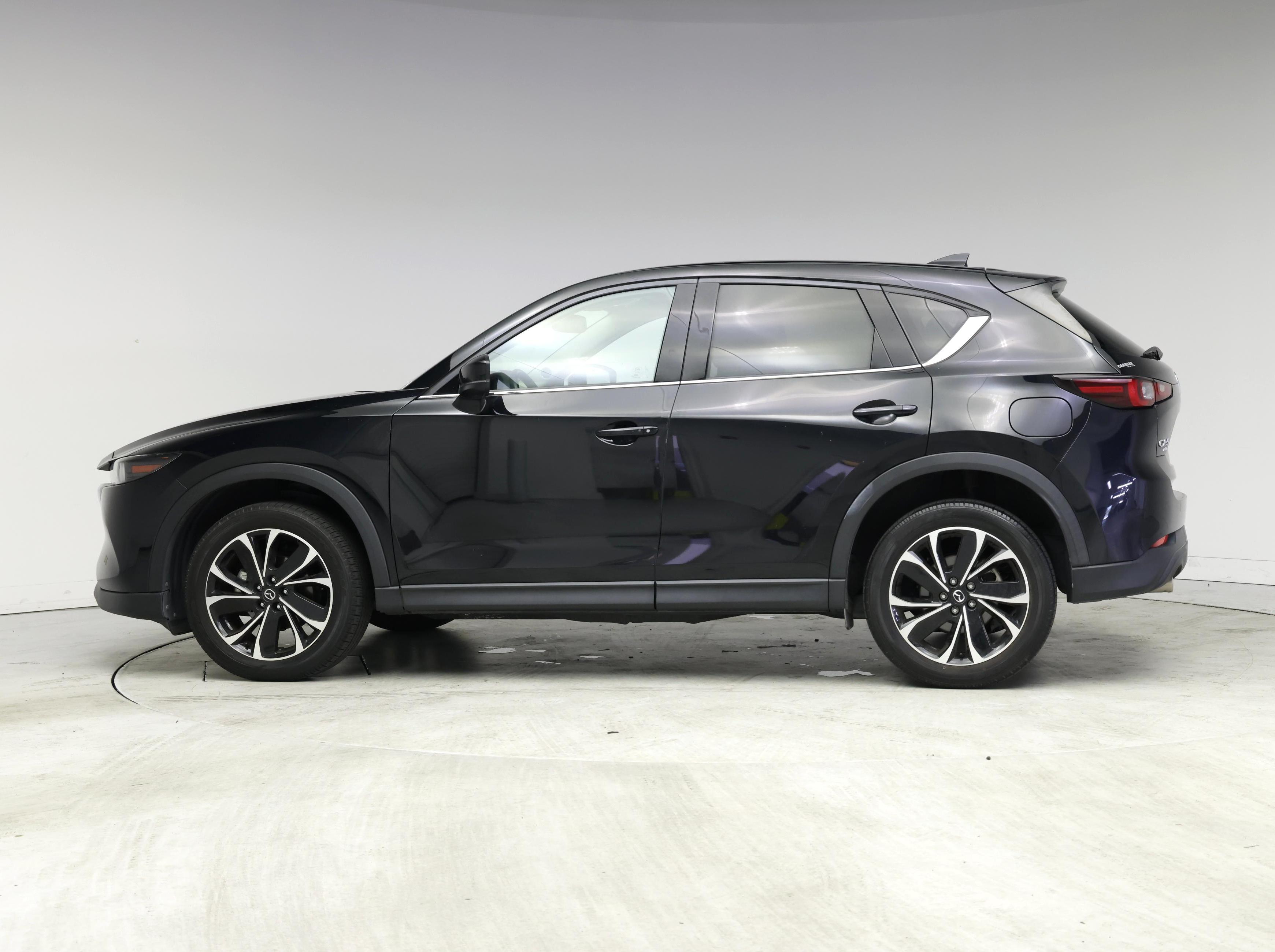 Thumbnail: 2022 Mazda CX-5 - 3