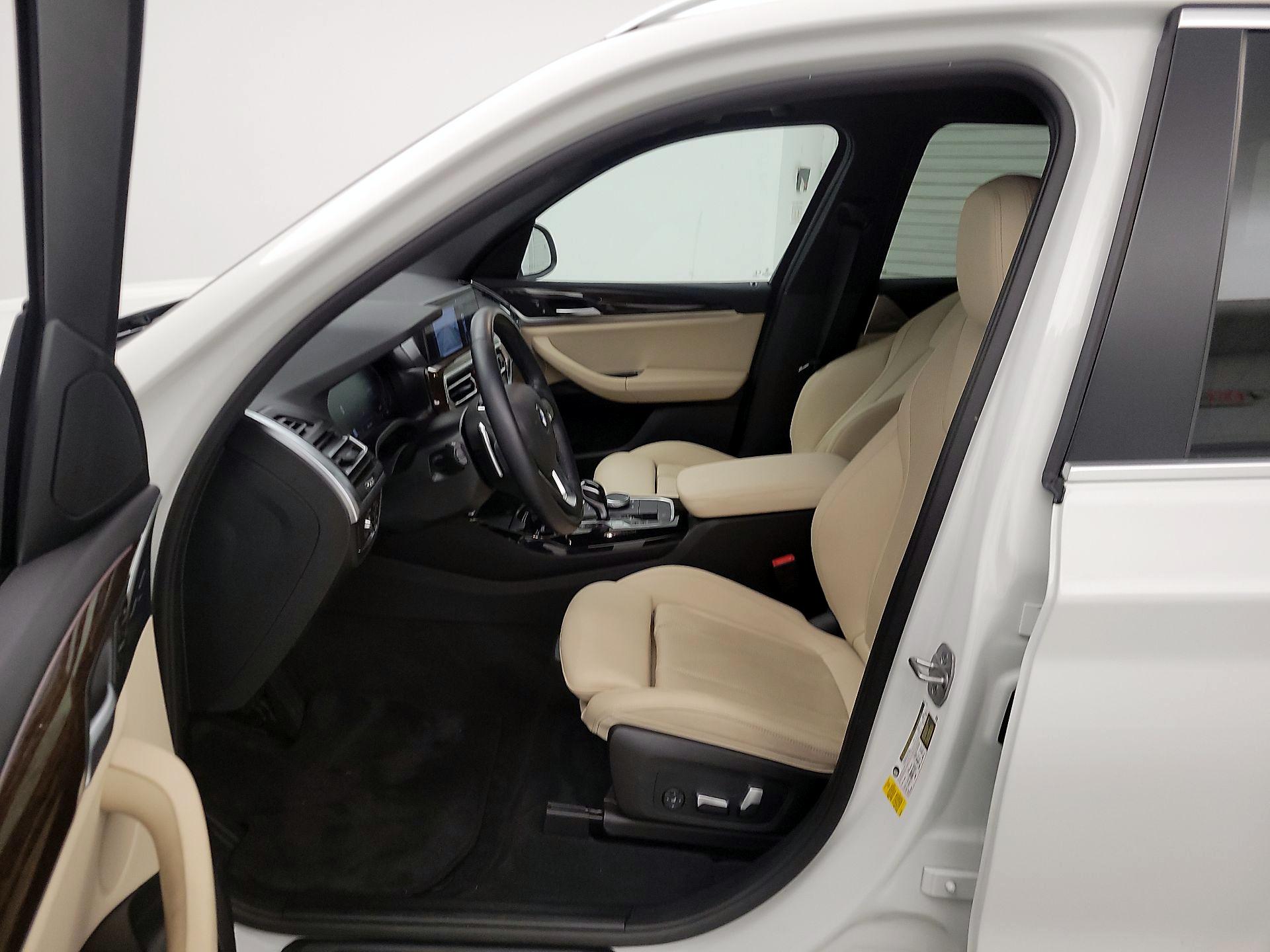 Thumbnail: 2023 BMW X3 - 11
