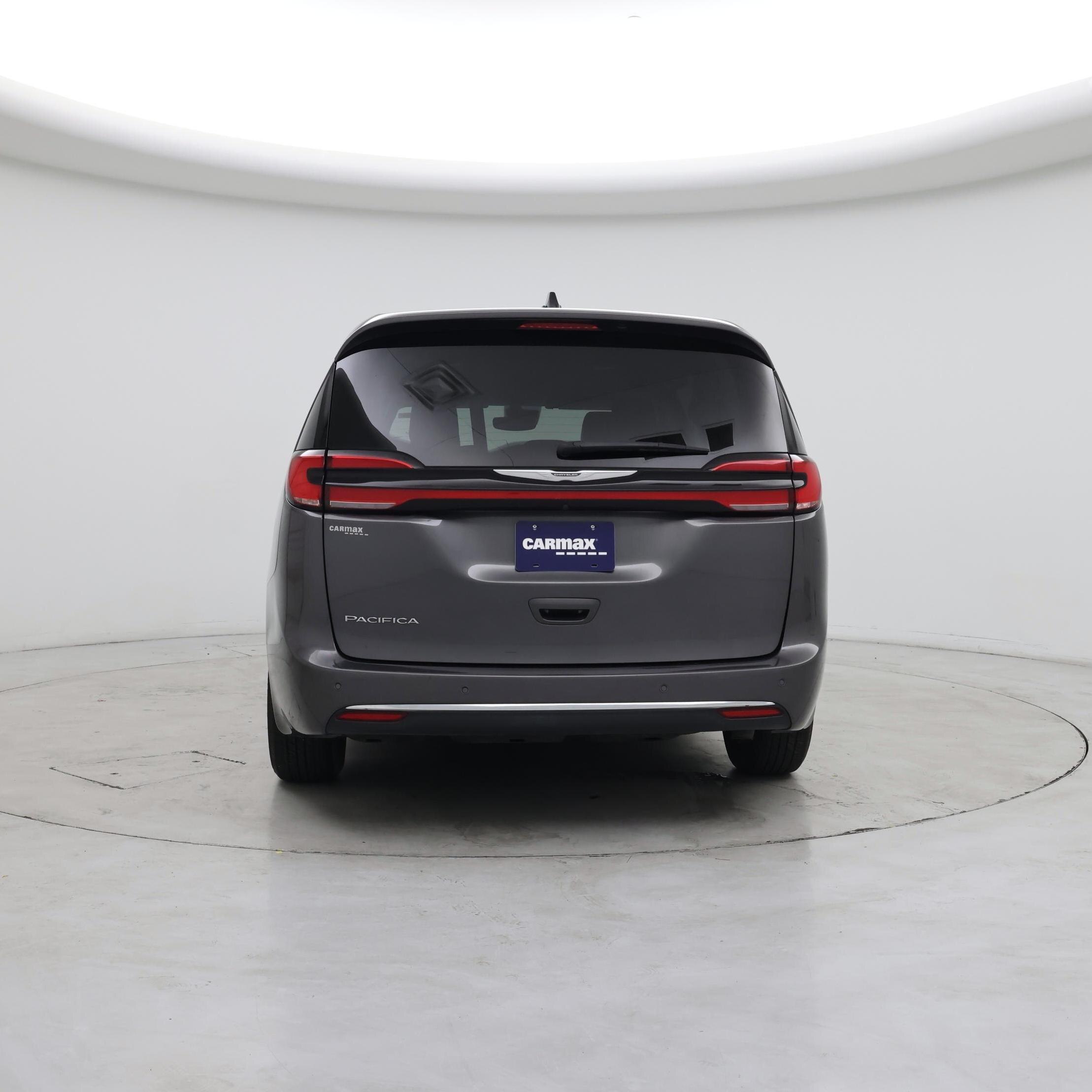 Thumbnail: 2023 Chrysler Pacifica - 6