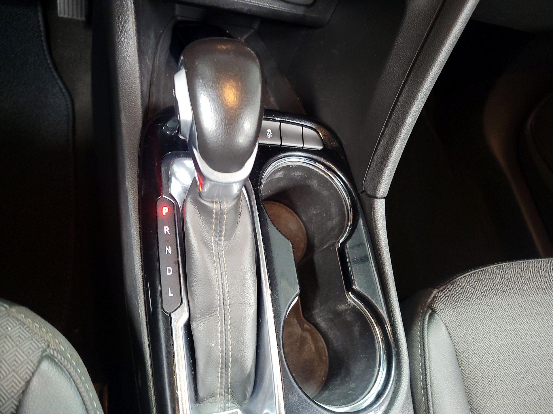 Thumbnail: 2023 Buick Encore GX - 16