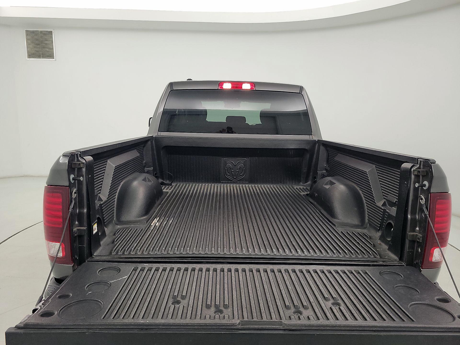 Thumbnail: 2021 RAM 1500 Classic - 20