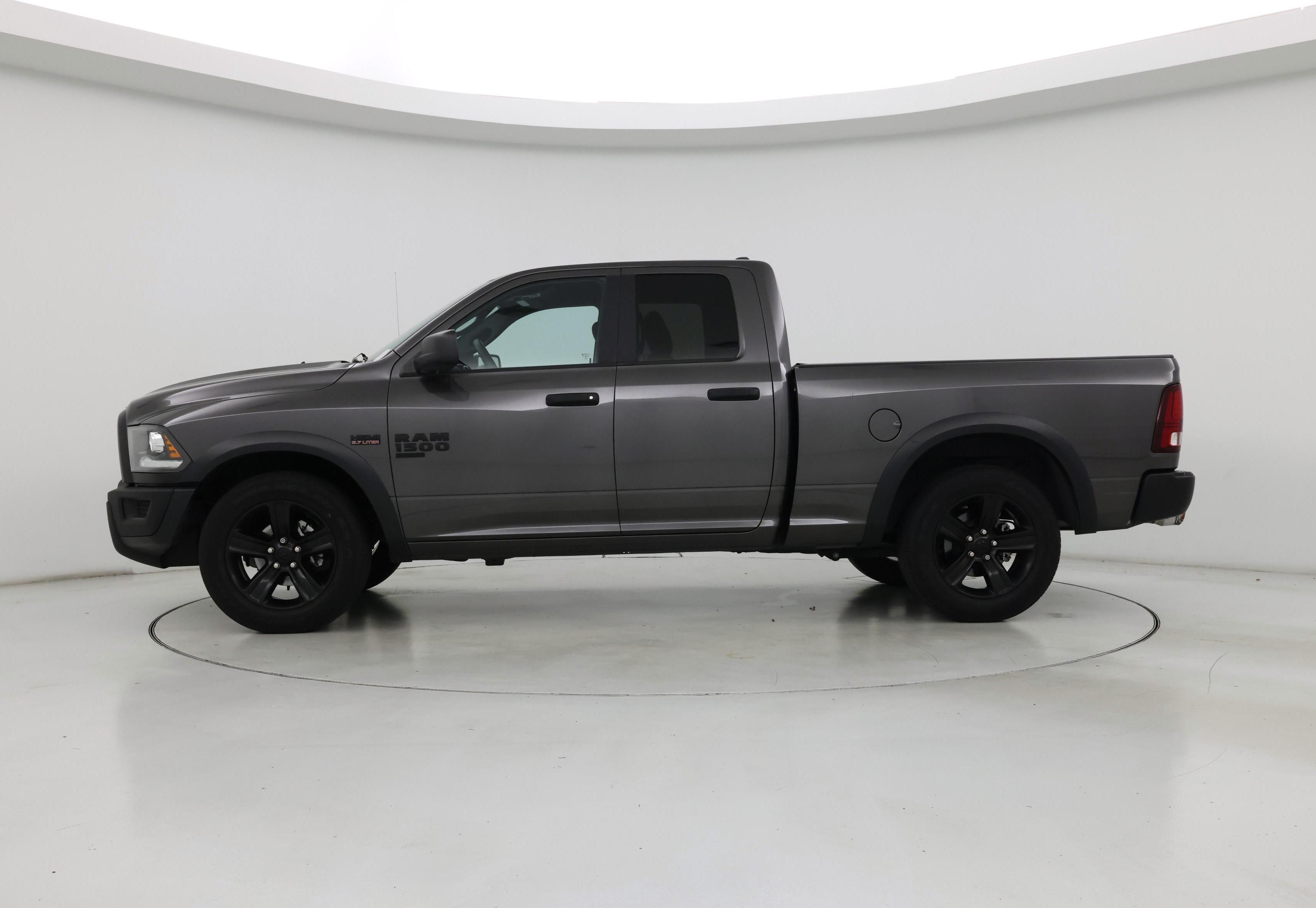 Thumbnail: 2021 RAM 1500 Classic - 3