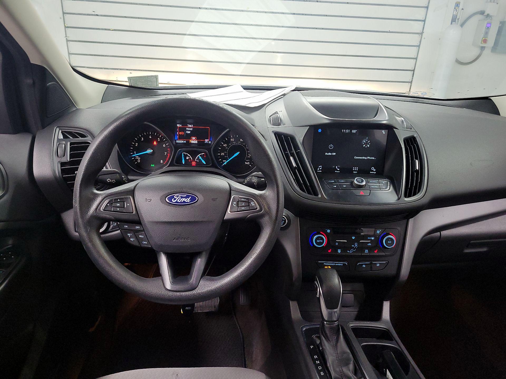 Thumbnail: 2019 Ford Escape - 9
