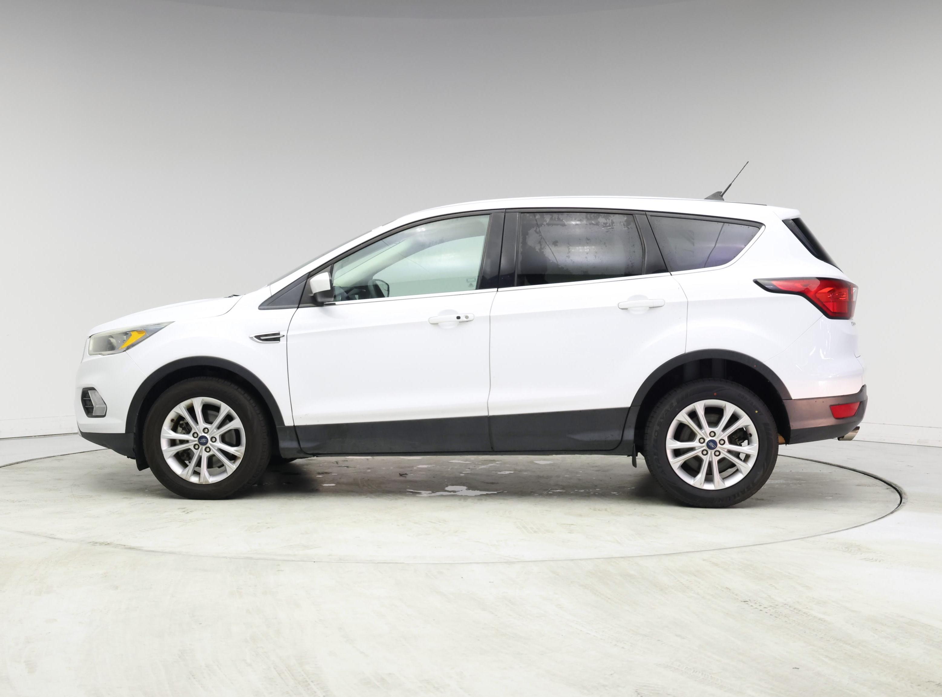 Thumbnail: 2019 Ford Escape - 3