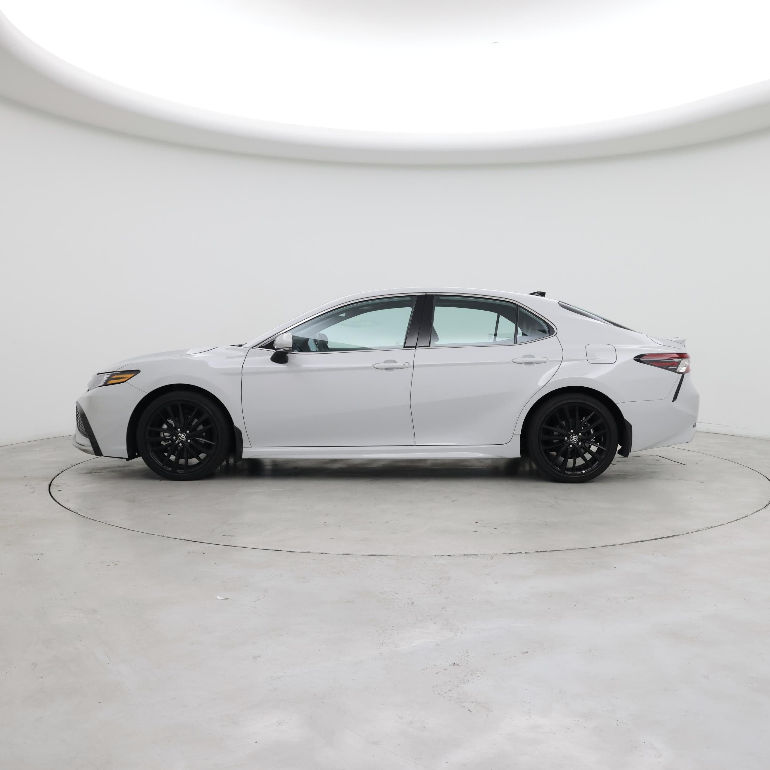 Thumbnail: 2024 Toyota Camry - 3