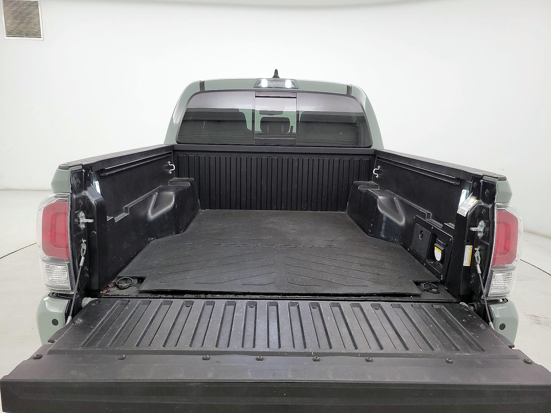 Thumbnail: 2022 Toyota Tacoma - 20