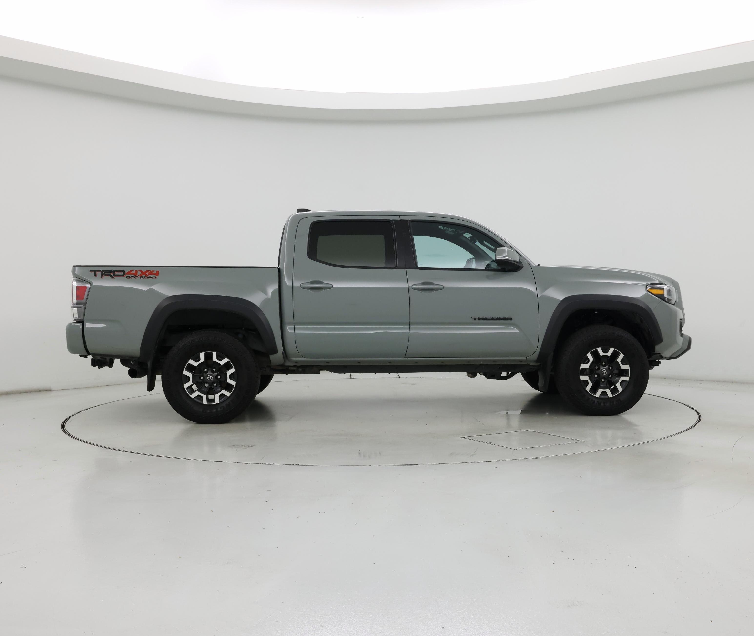 Thumbnail: 2022 Toyota Tacoma - 7