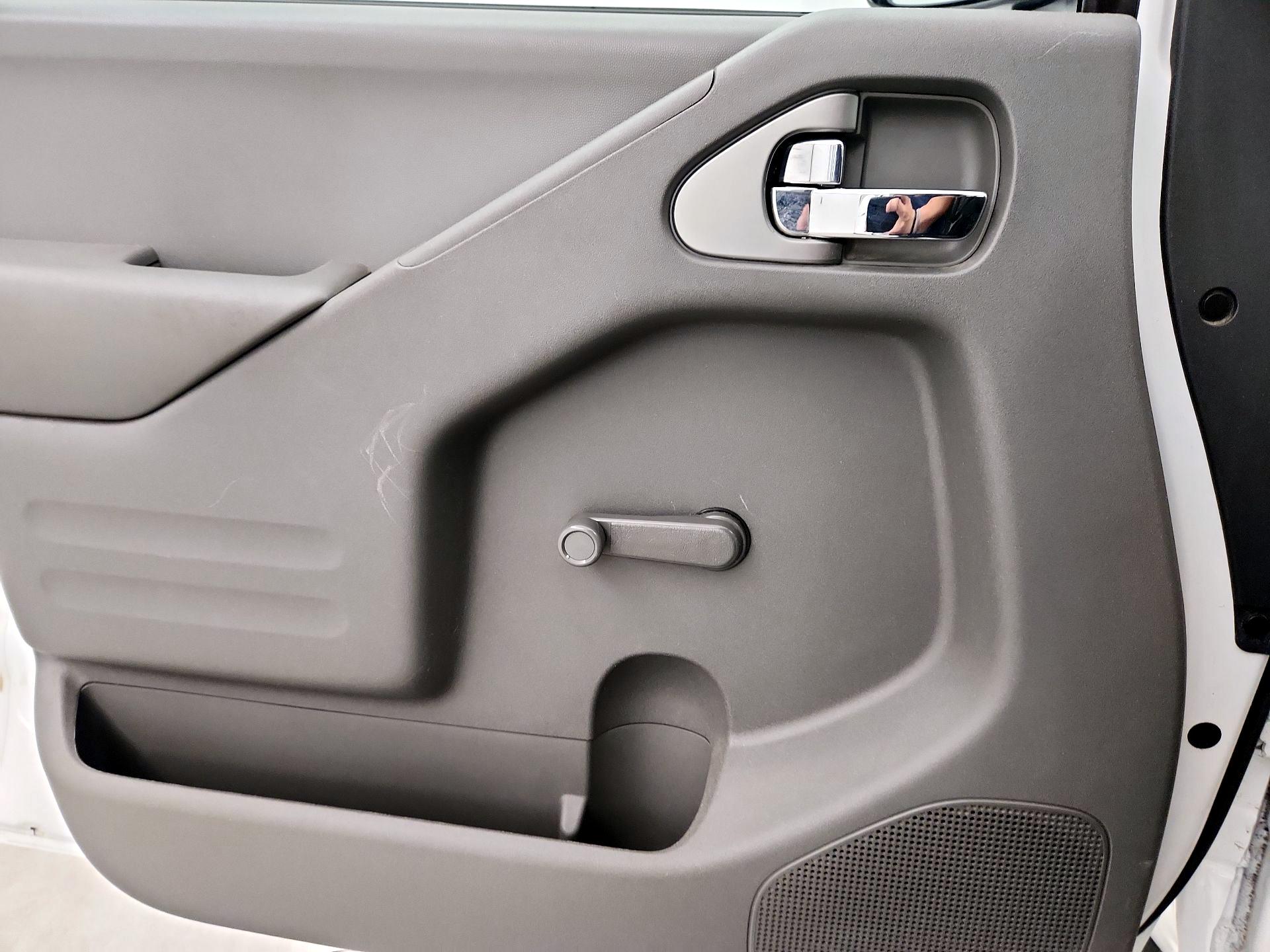 Thumbnail: 2019 Nissan Frontier - 12