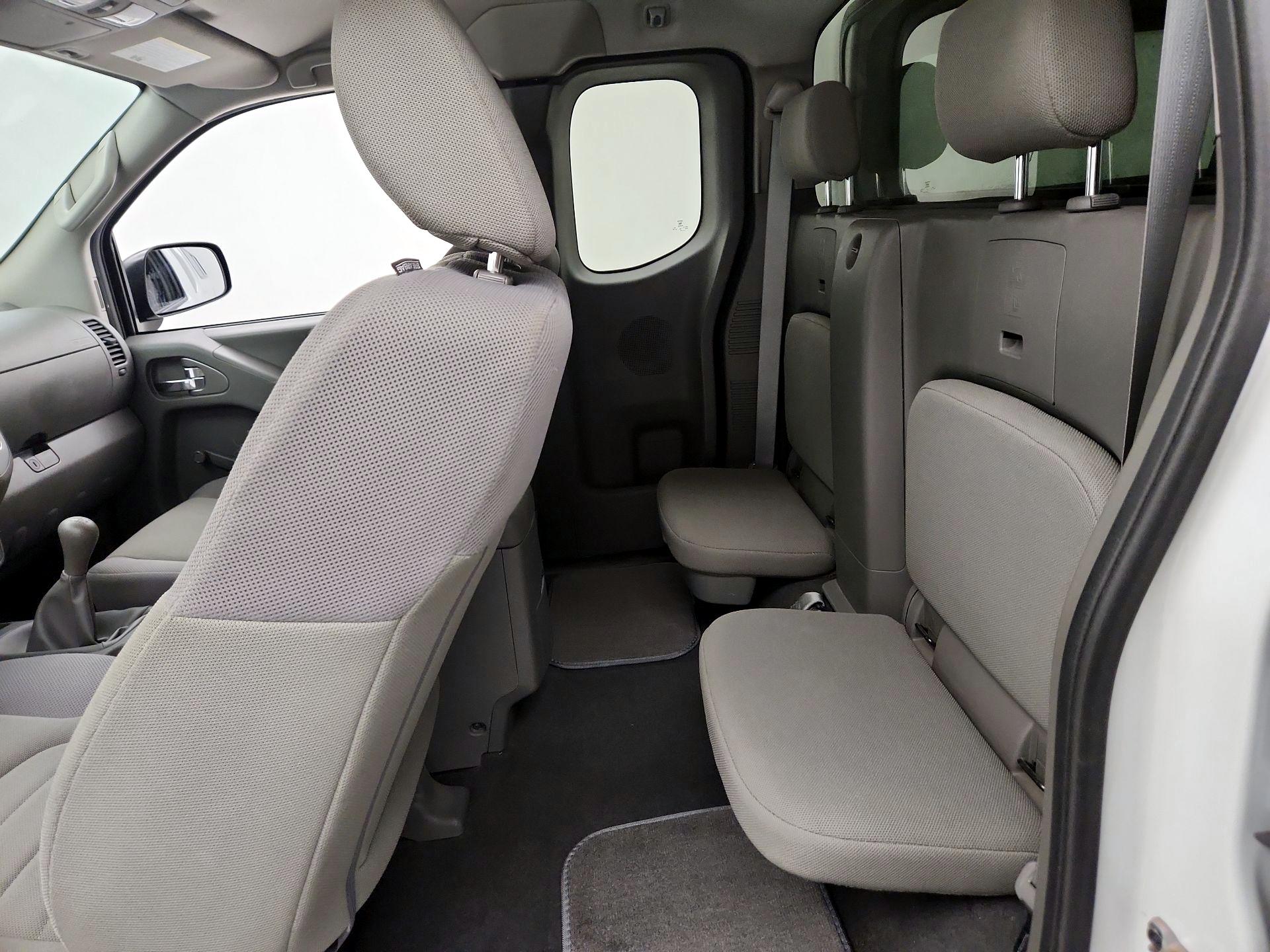Thumbnail: 2019 Nissan Frontier - 19