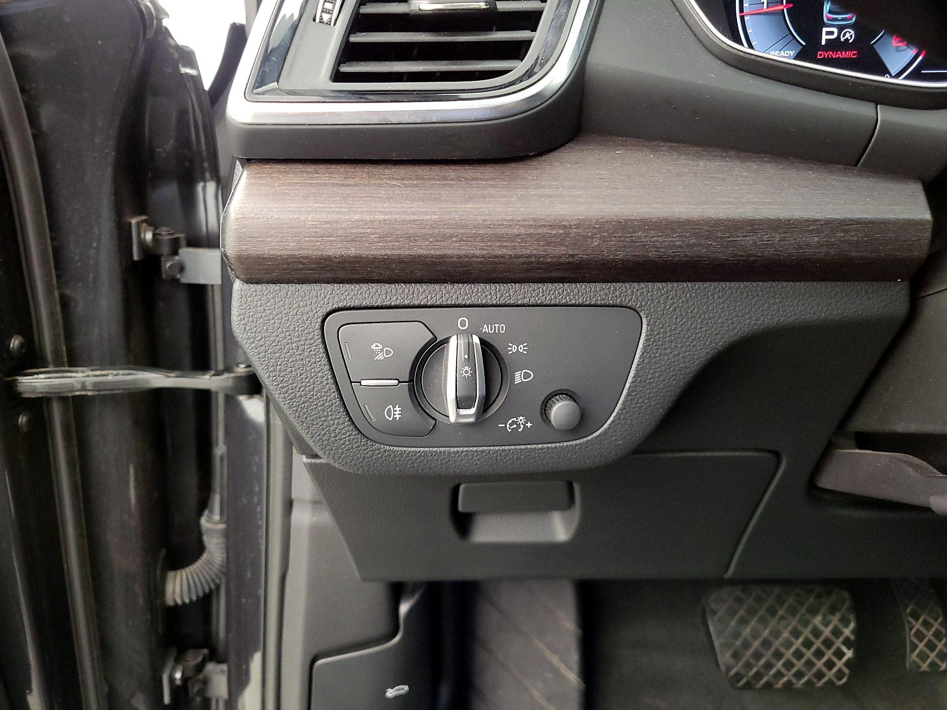 Thumbnail: 2021 Audi Q5 - 13