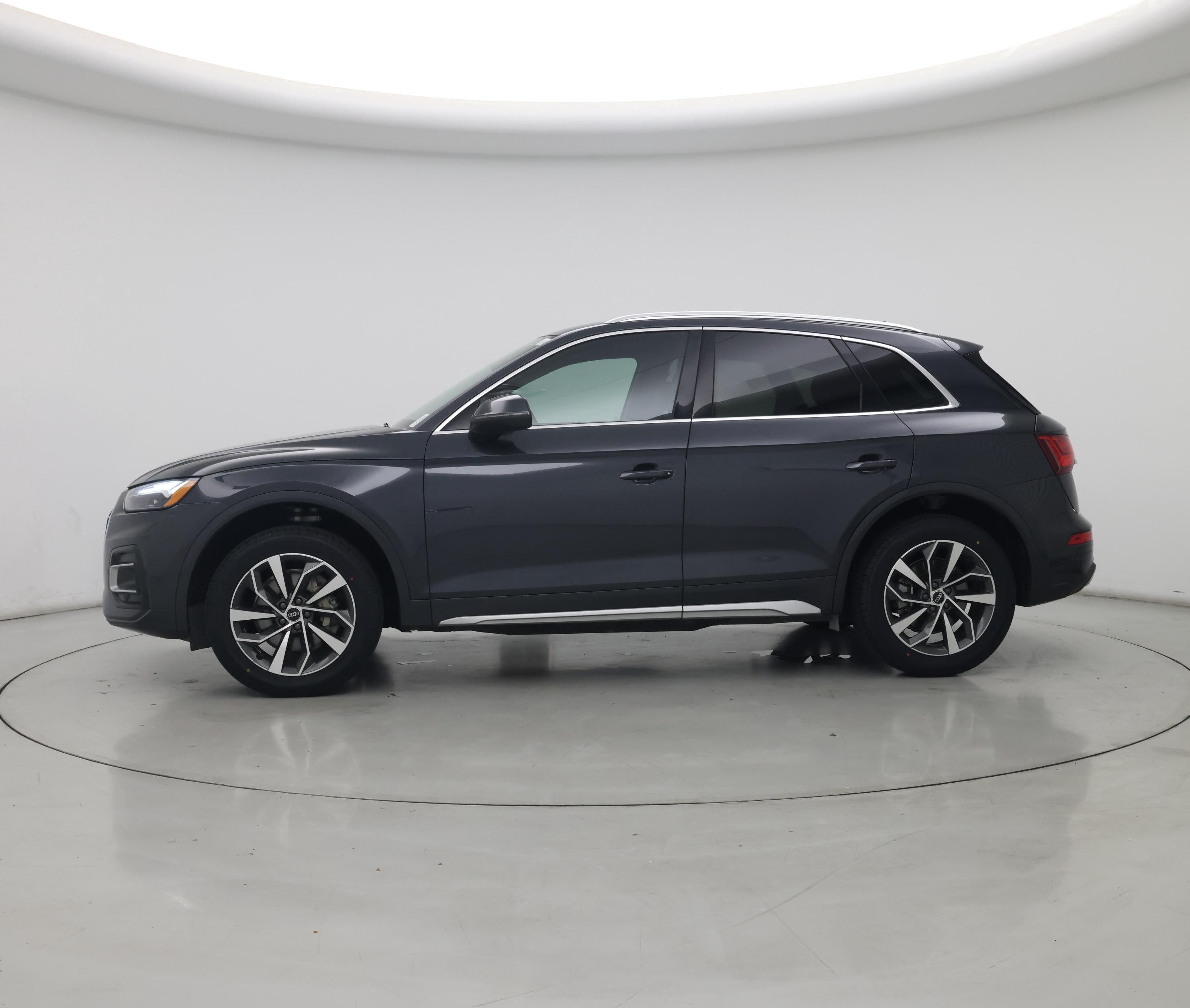 Thumbnail: 2021 Audi Q5 - 3