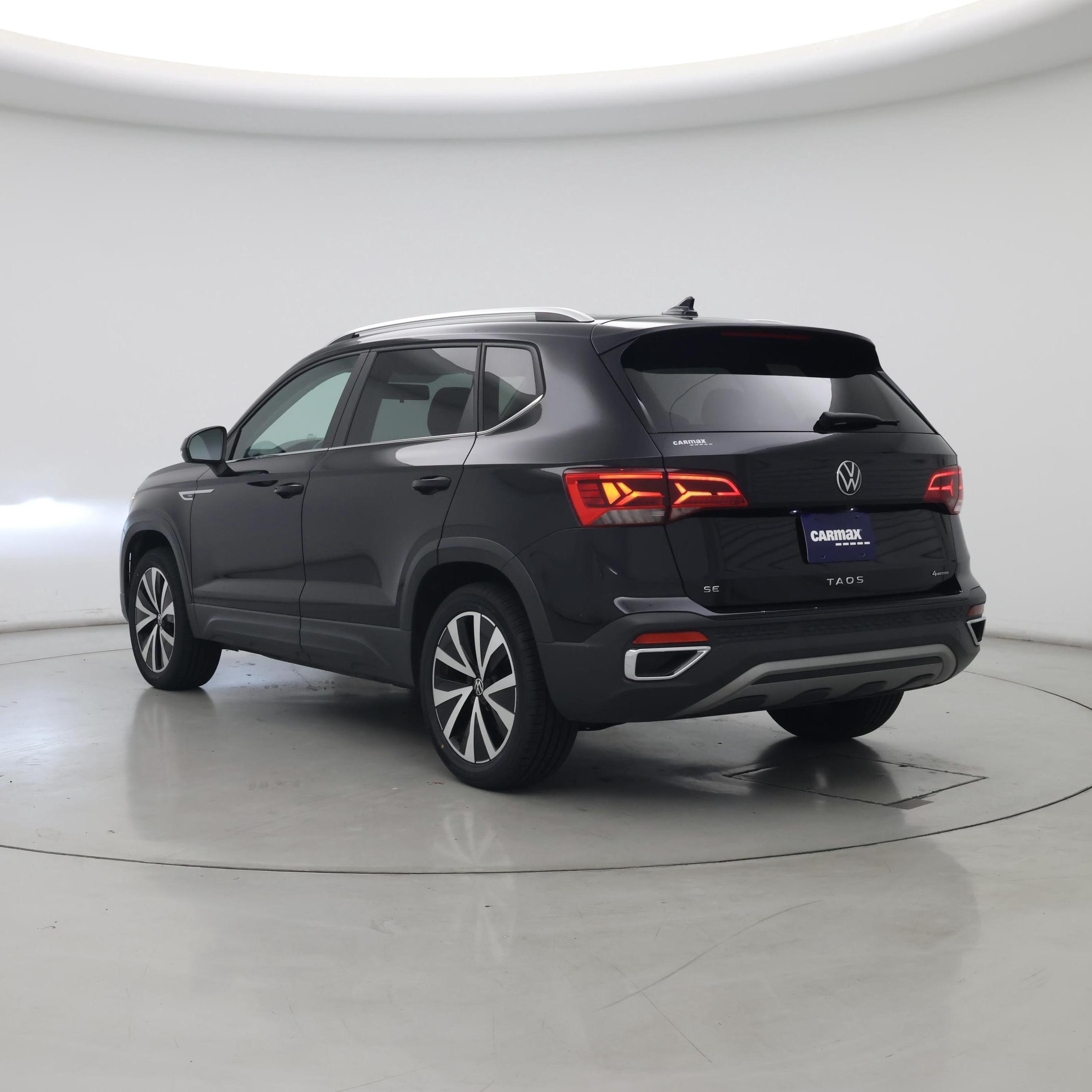 Thumbnail: 2022 Volkswagen Taos - 2