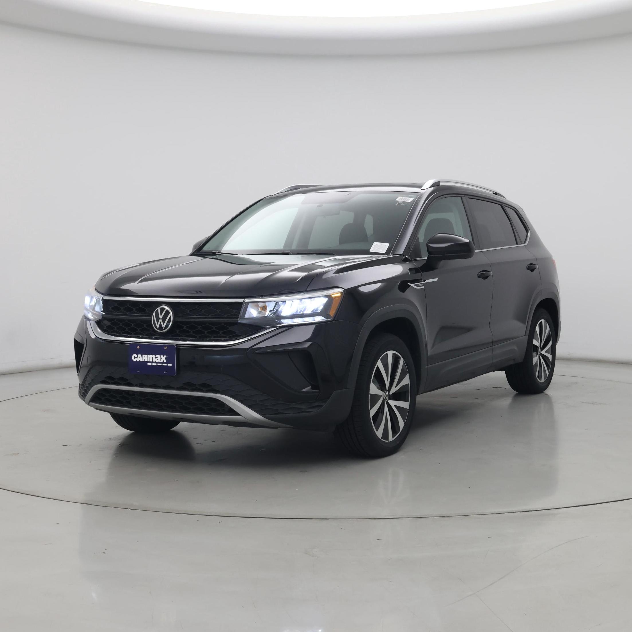 Thumbnail: 2022 Volkswagen Taos - 4