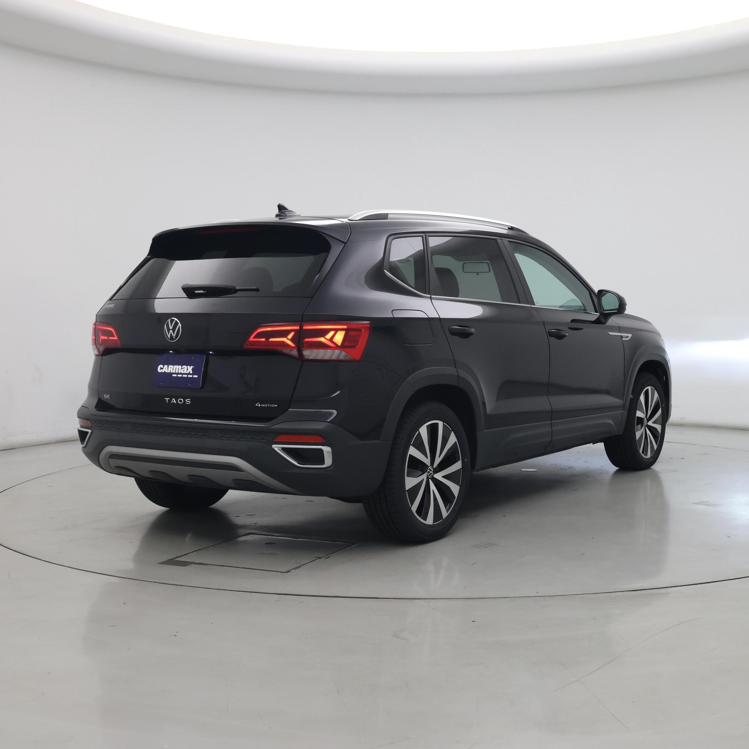 Thumbnail: 2022 Volkswagen Taos - 8