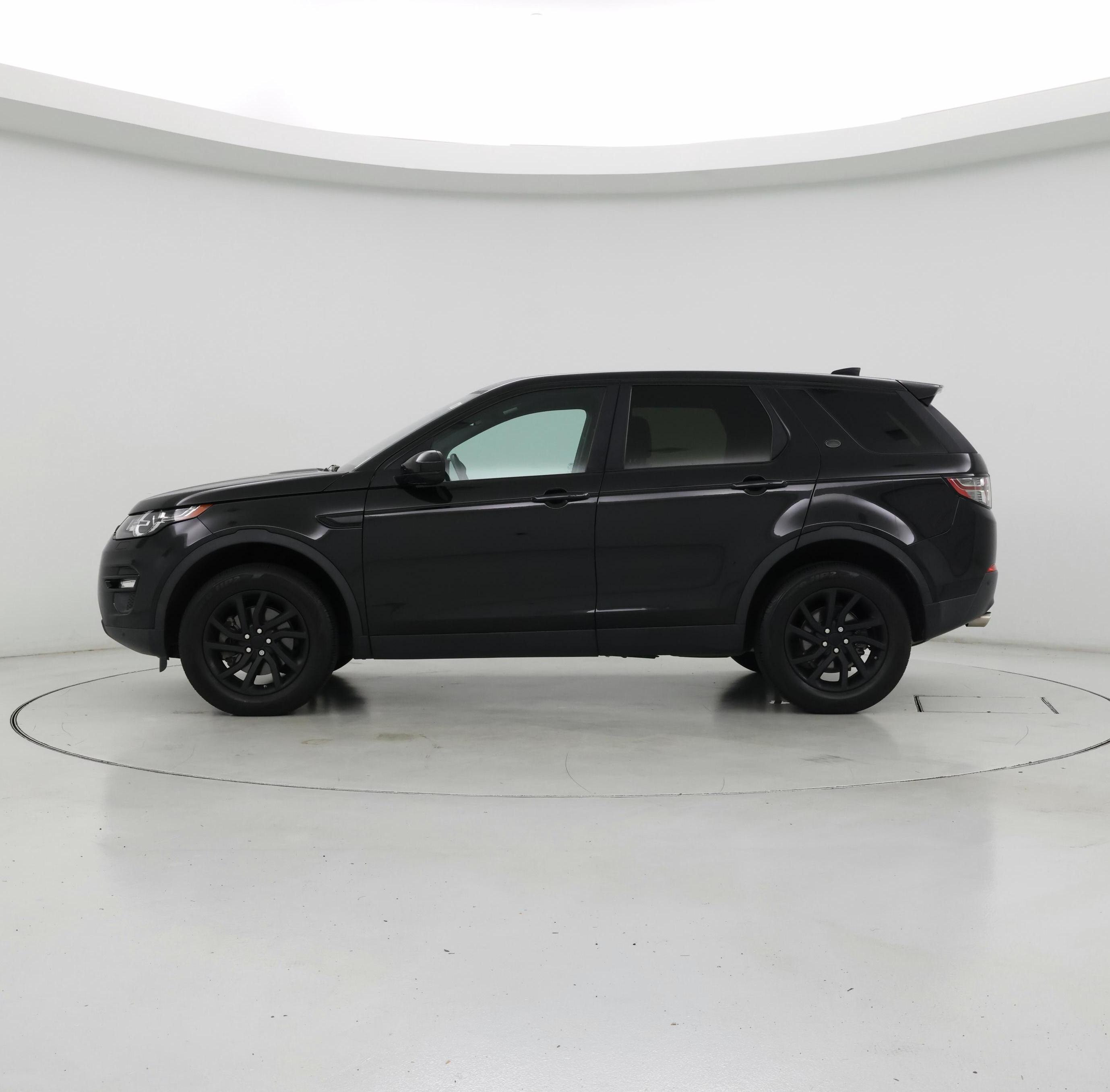 Thumbnail: 2018 Land Rover Discovery Sport - 3