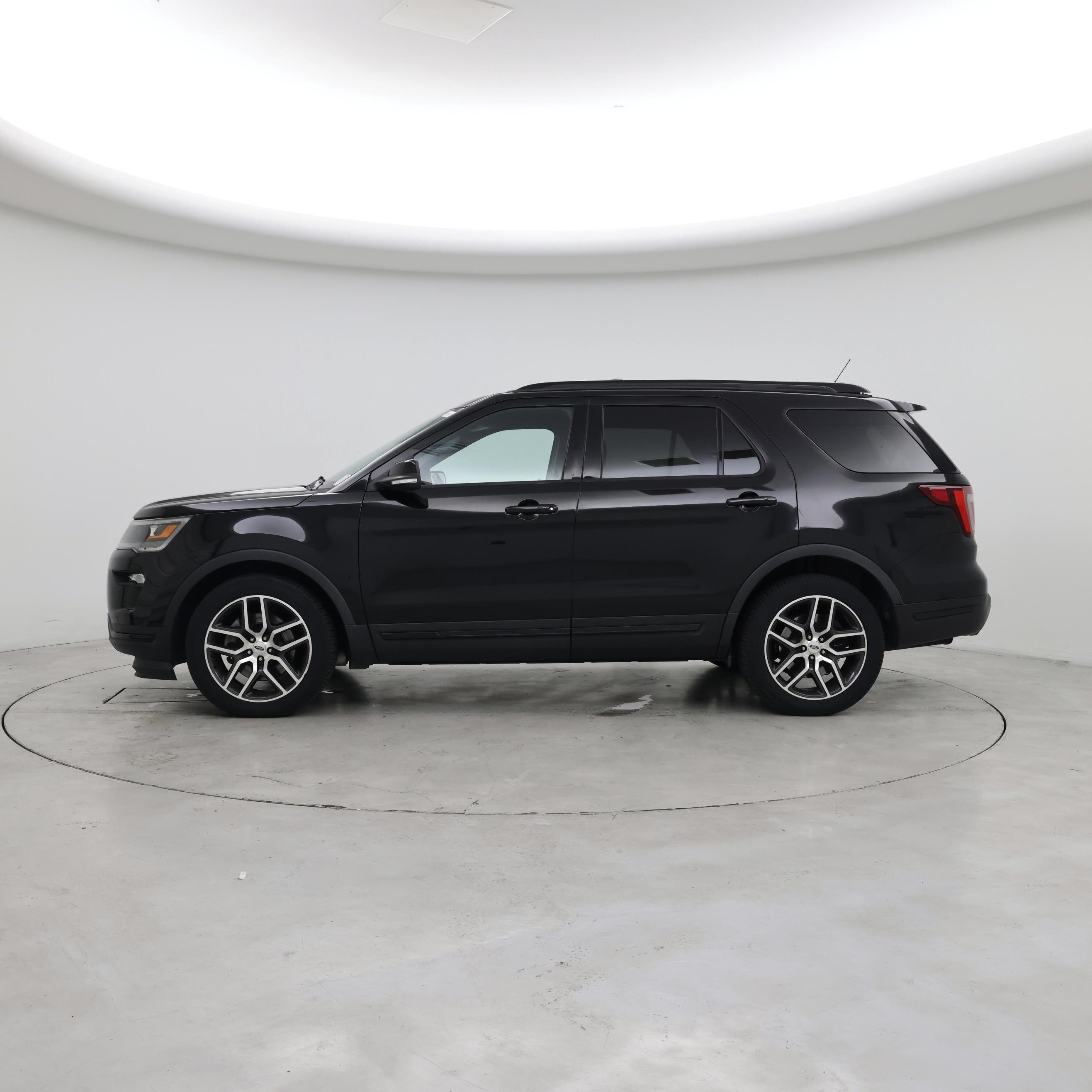 Thumbnail: 2018 Ford Explorer - 3