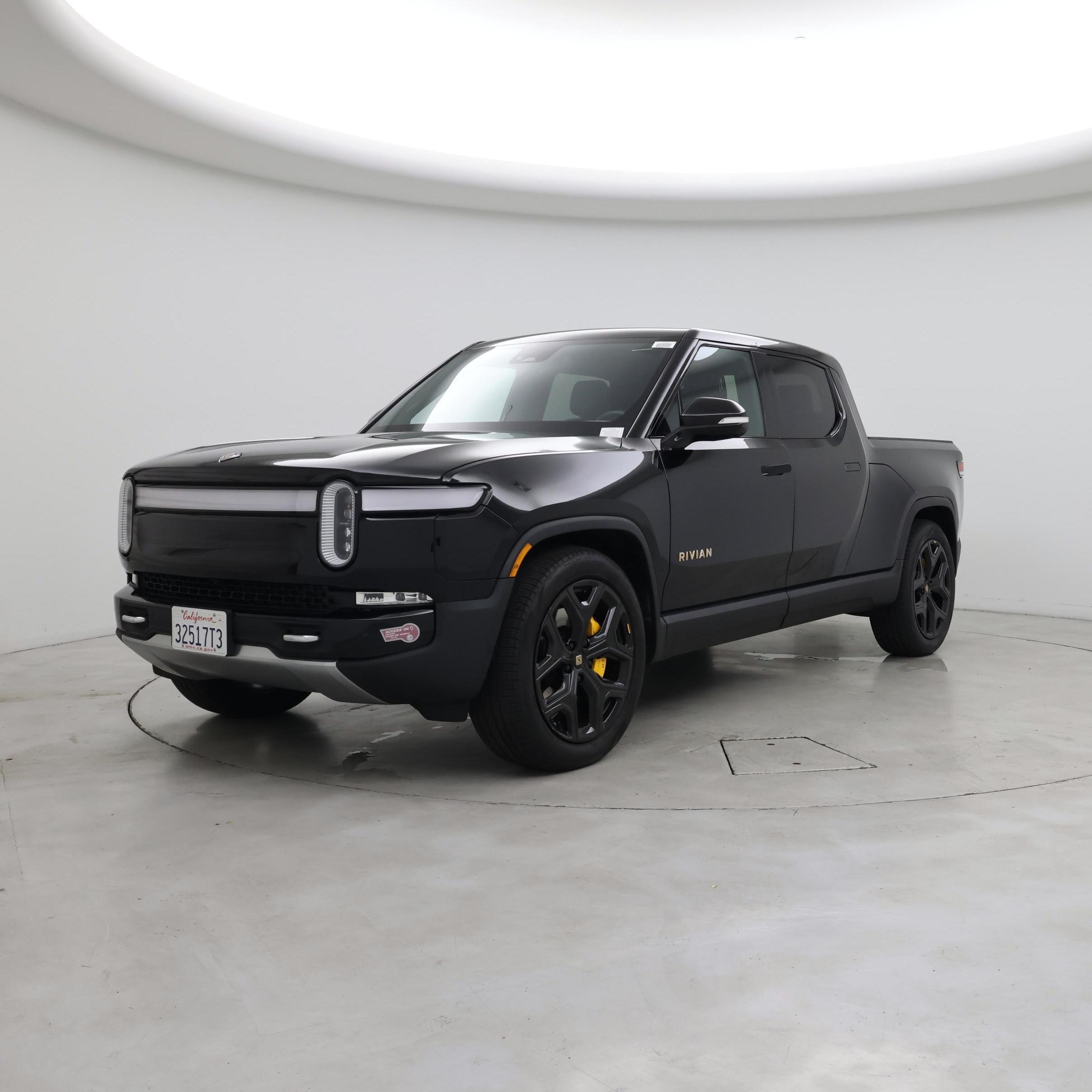 Thumbnail: 2023 Rivian R1T - 4