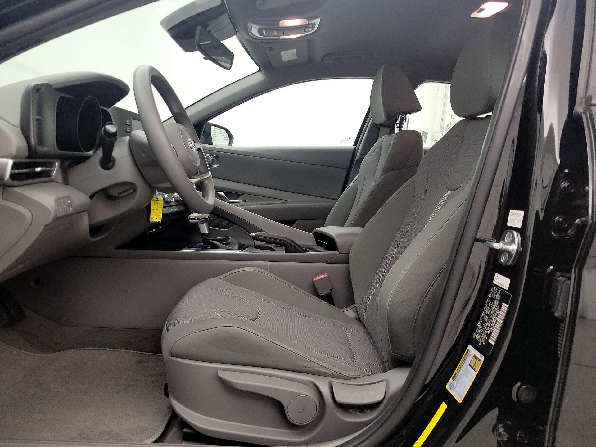 Thumbnail: 2023 Hyundai Elantra - 11