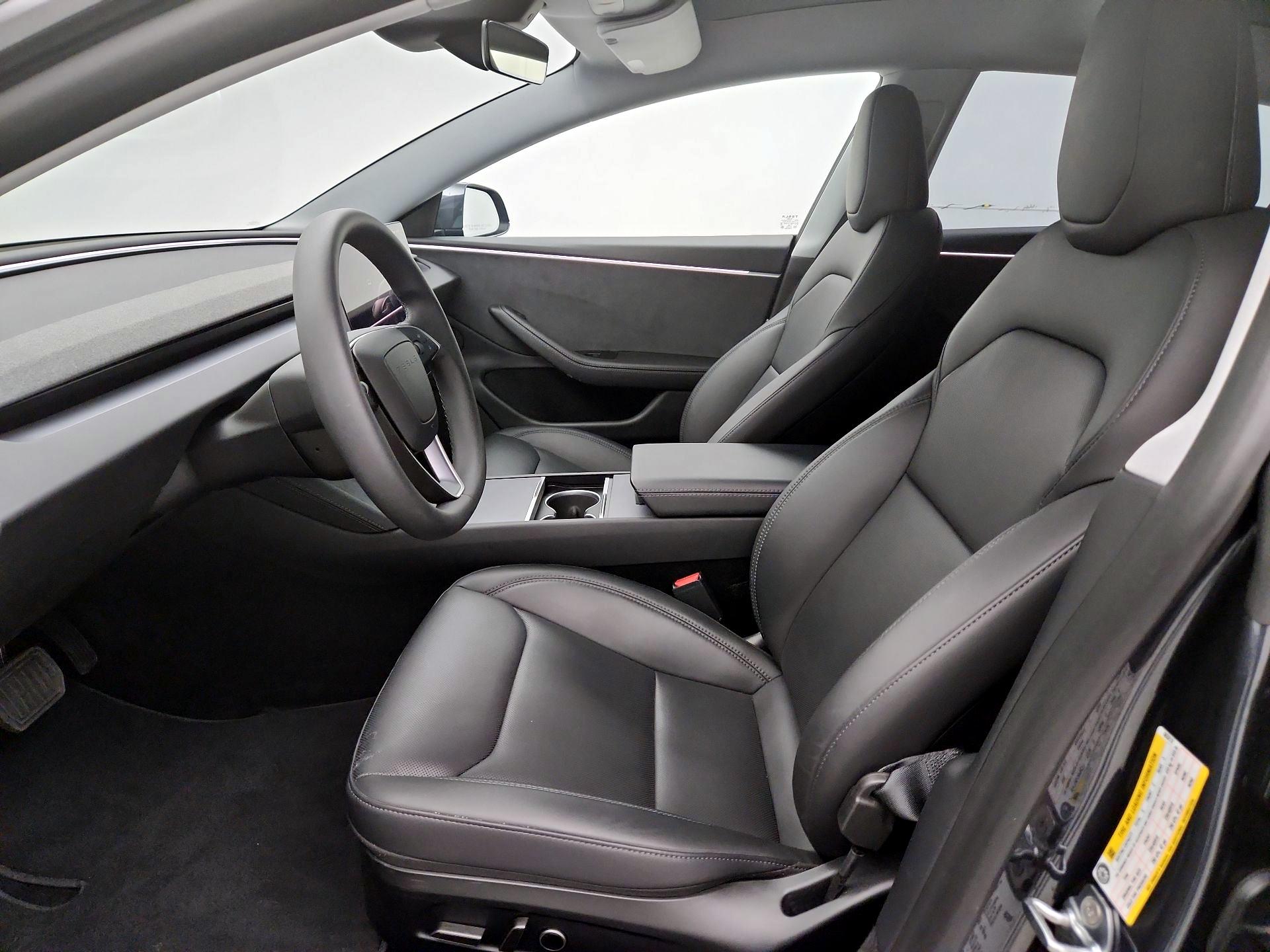 Thumbnail: 2025 Tesla Model 3 - 11