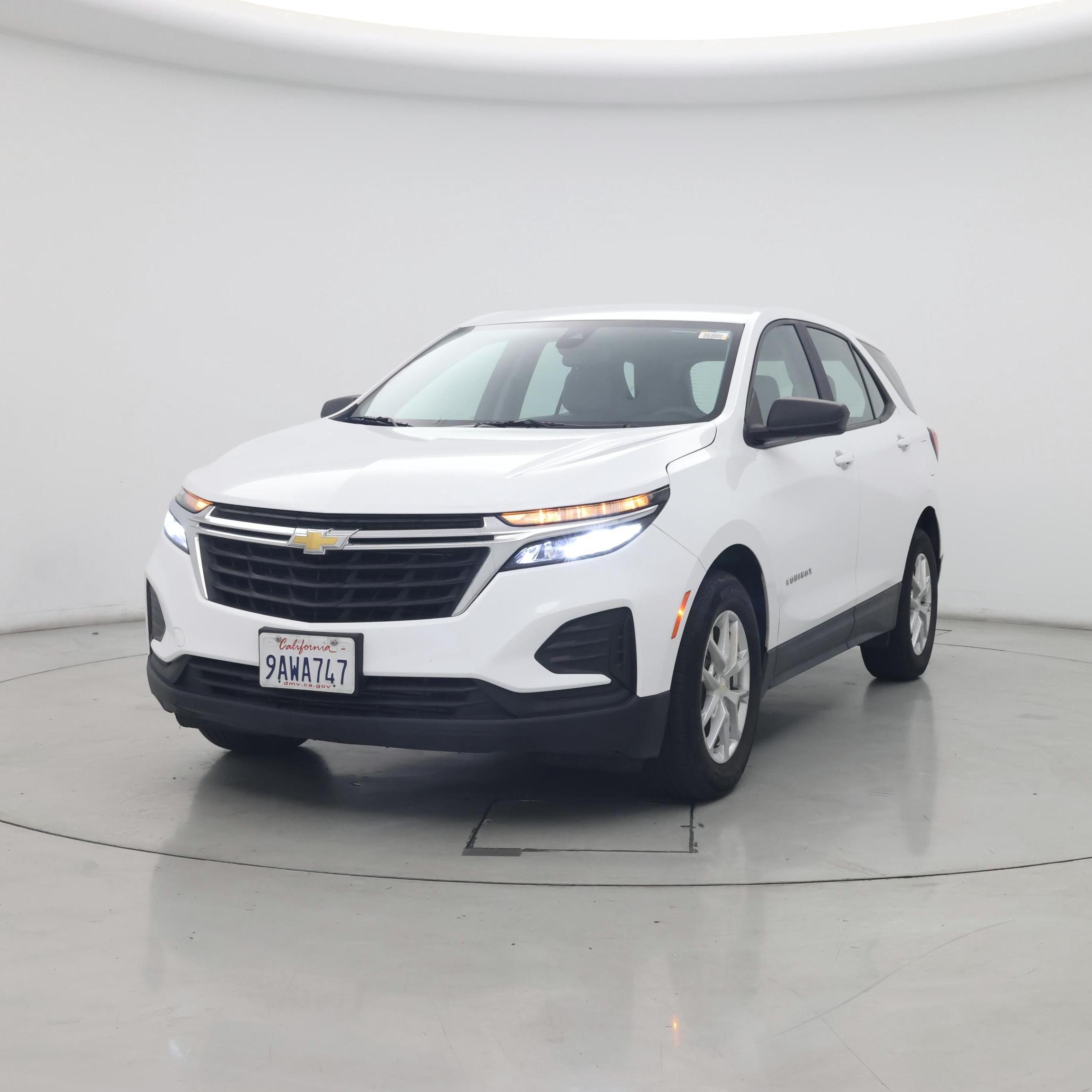 Thumbnail: 2022 Chevrolet Equinox - 4