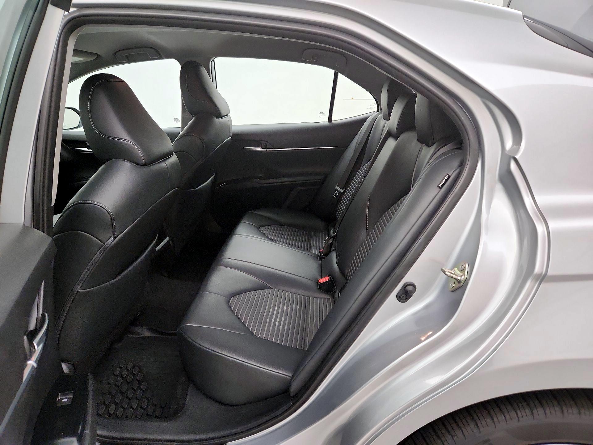 Thumbnail: 2019 Toyota Camry - 19