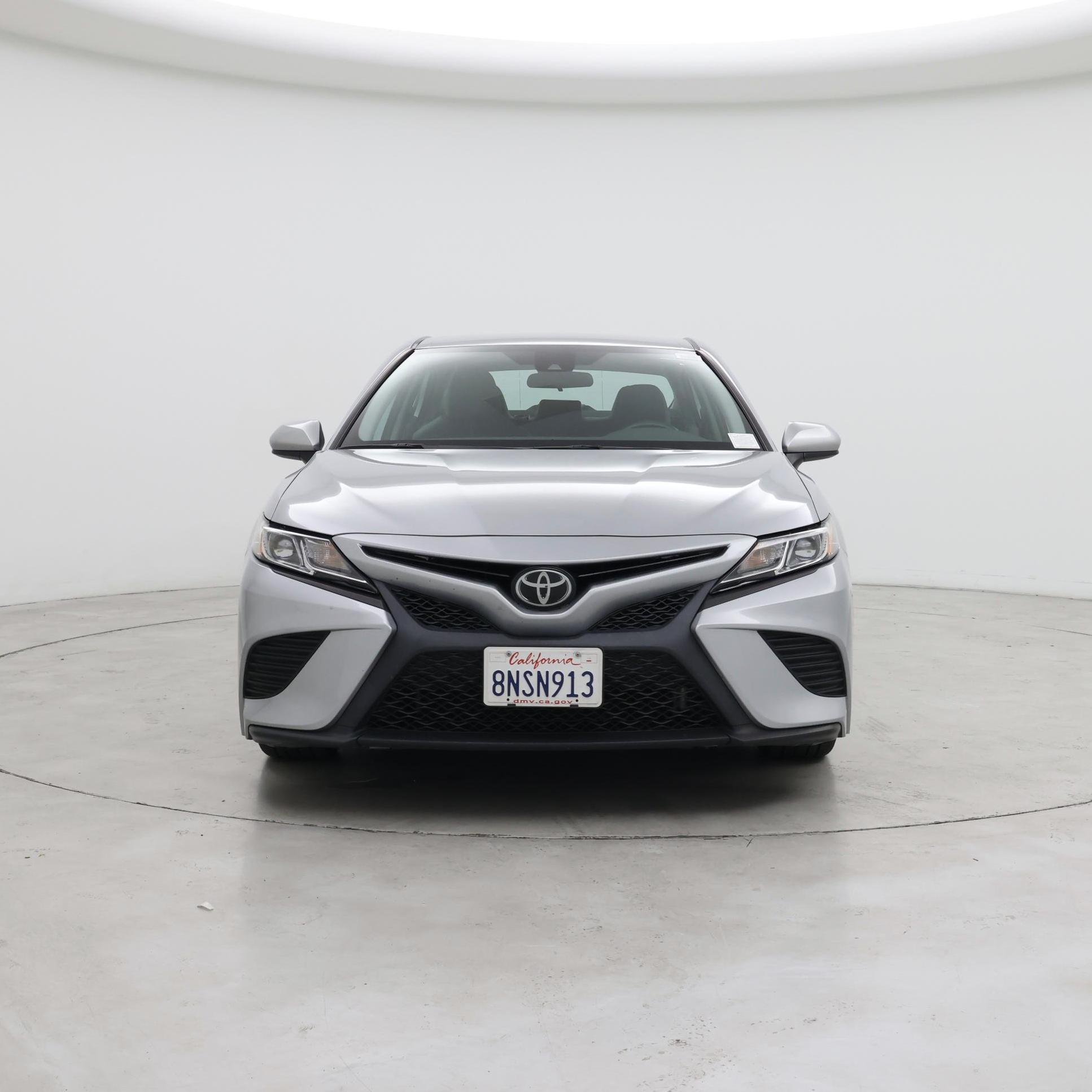 Thumbnail: 2019 Toyota Camry - 5