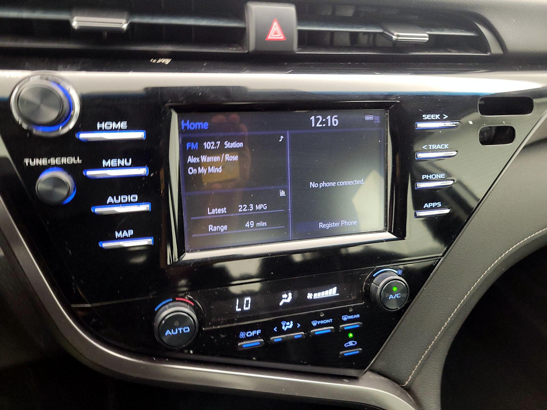 Thumbnail: 2019 Toyota Camry - 15