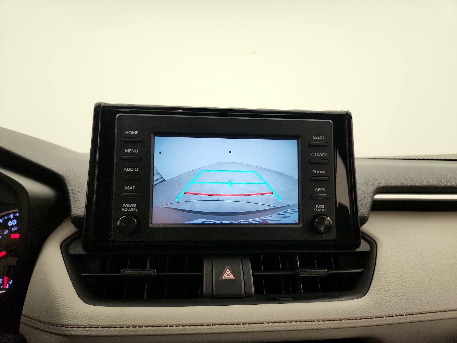 Thumbnail: 2019 Toyota RAV4 - 14