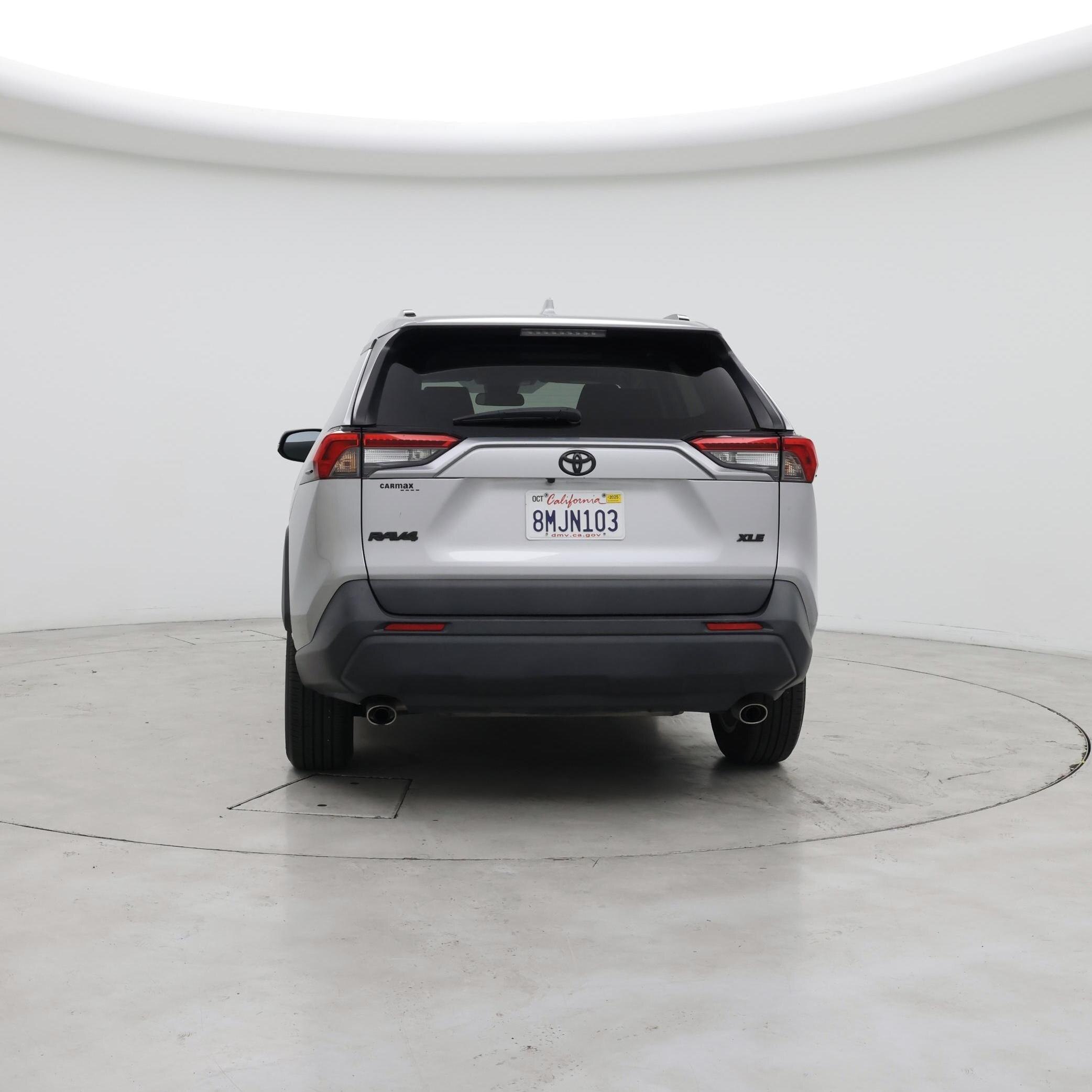 Thumbnail: 2019 Toyota RAV4 - 6